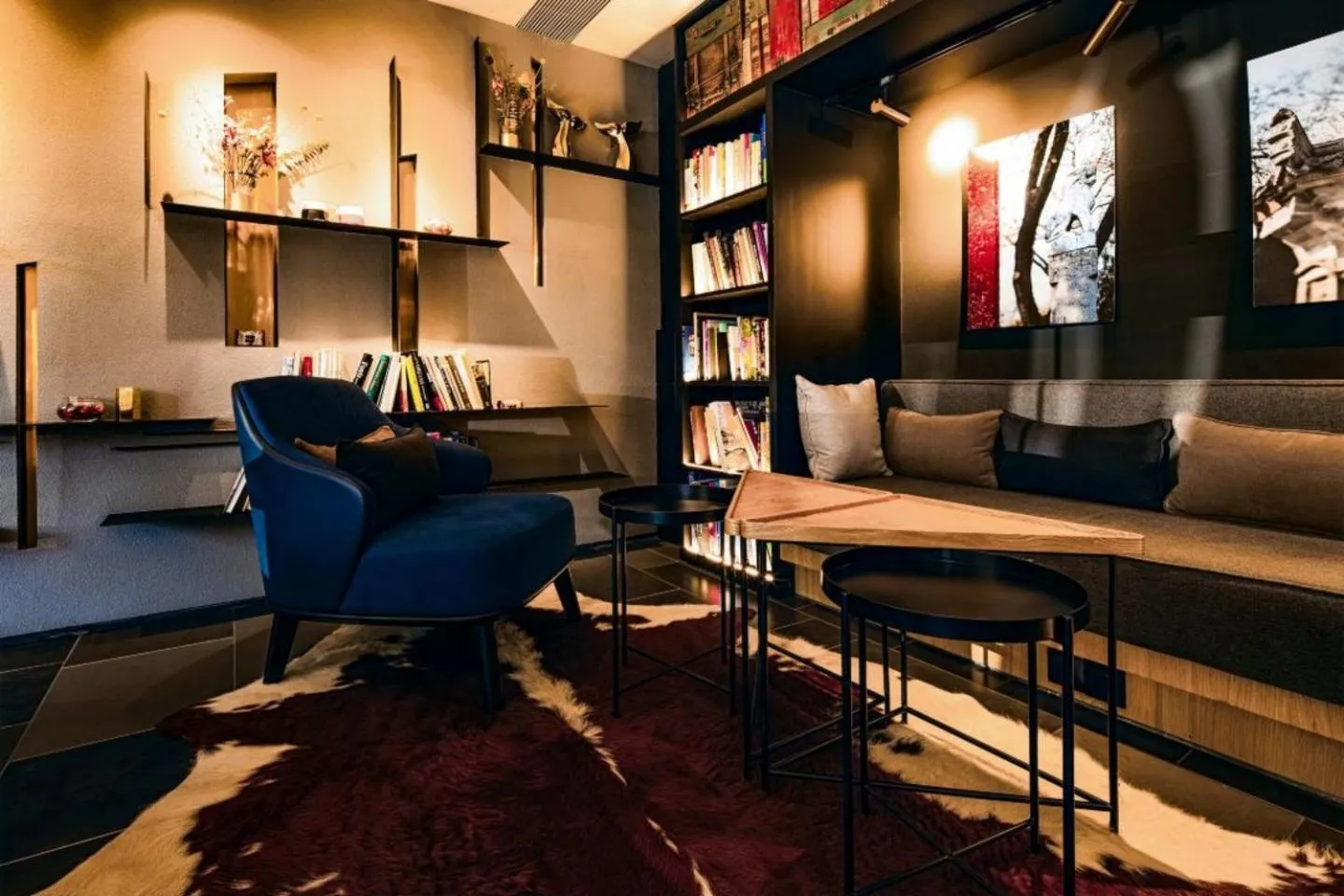 Property building in CitiGO Hotel, South Gate of Xi'an Bell Tower