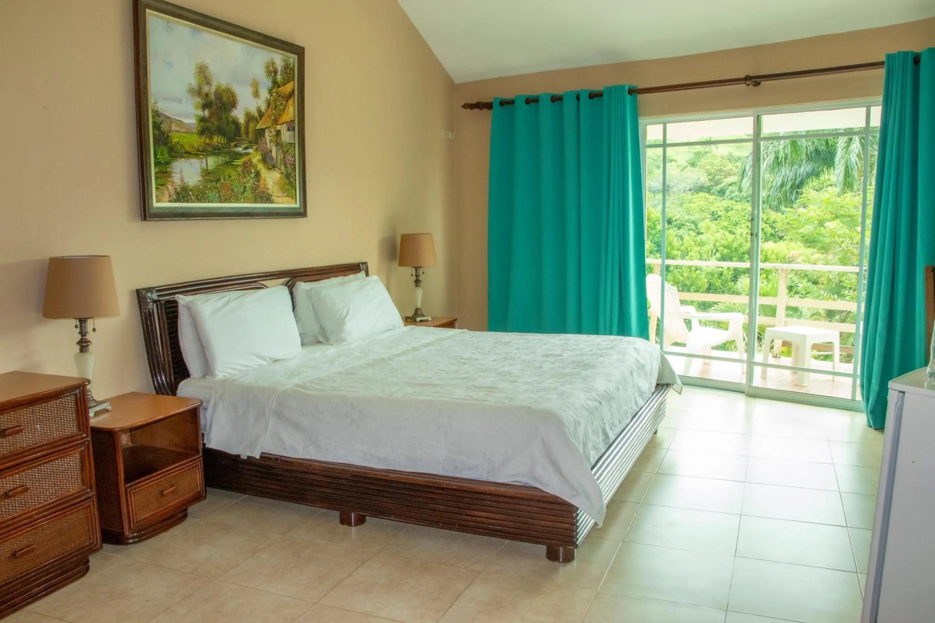 Bed in Jarabacoa River Club & Resort
