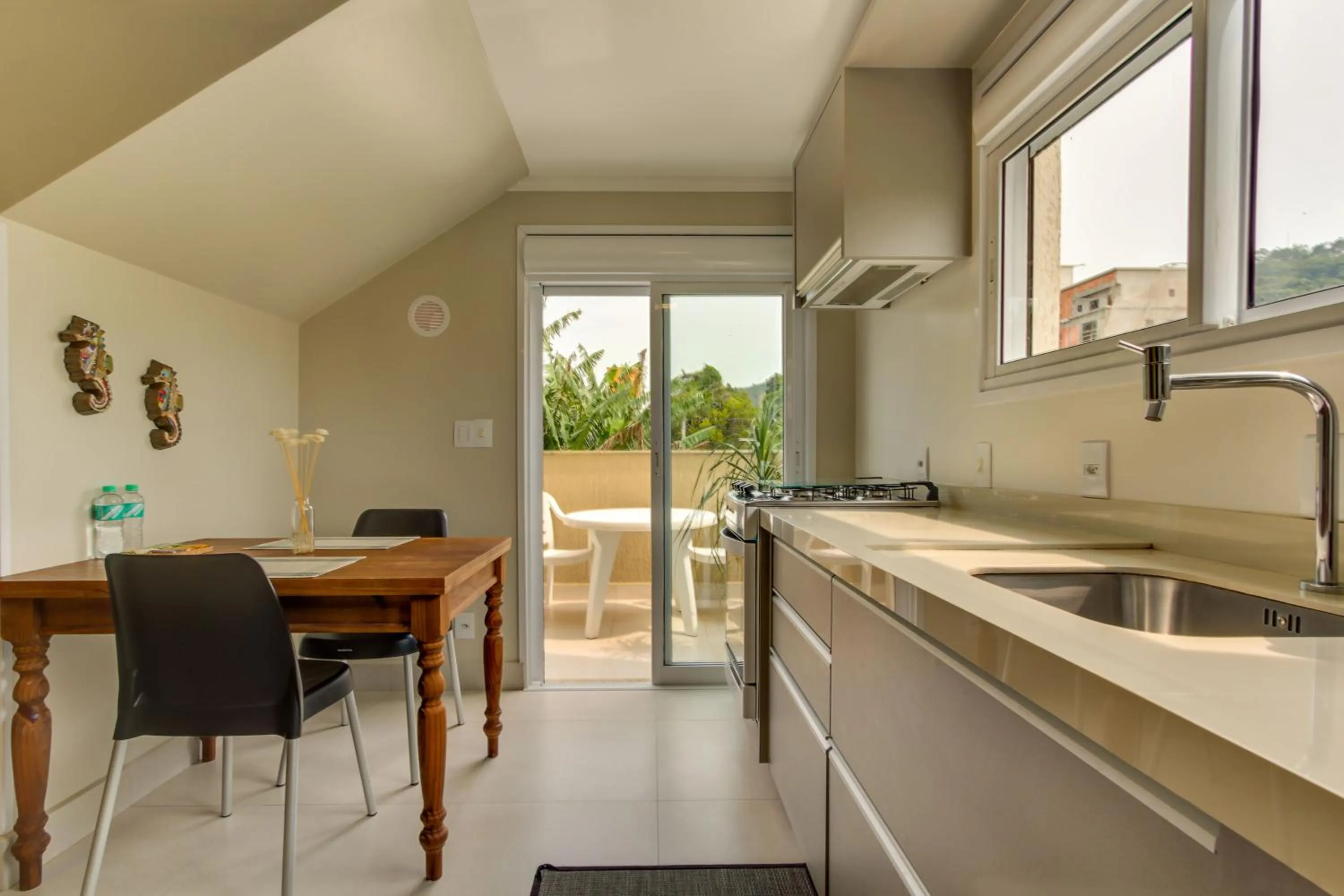 Kitchen or kitchenette in Residencial Casa Flora
