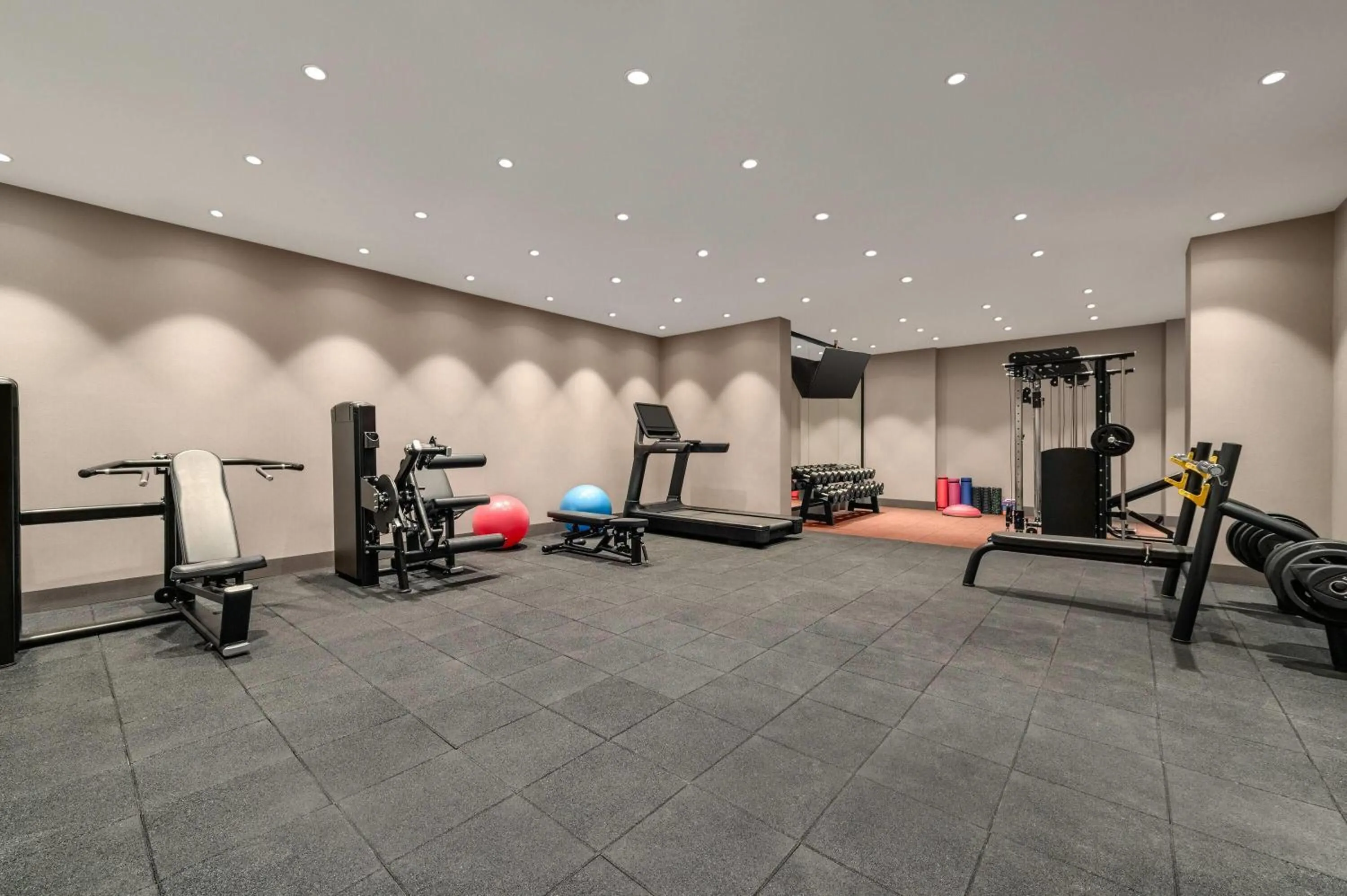 Fitness centre/facilities in Ramada by Wyndham Arnavutkoy