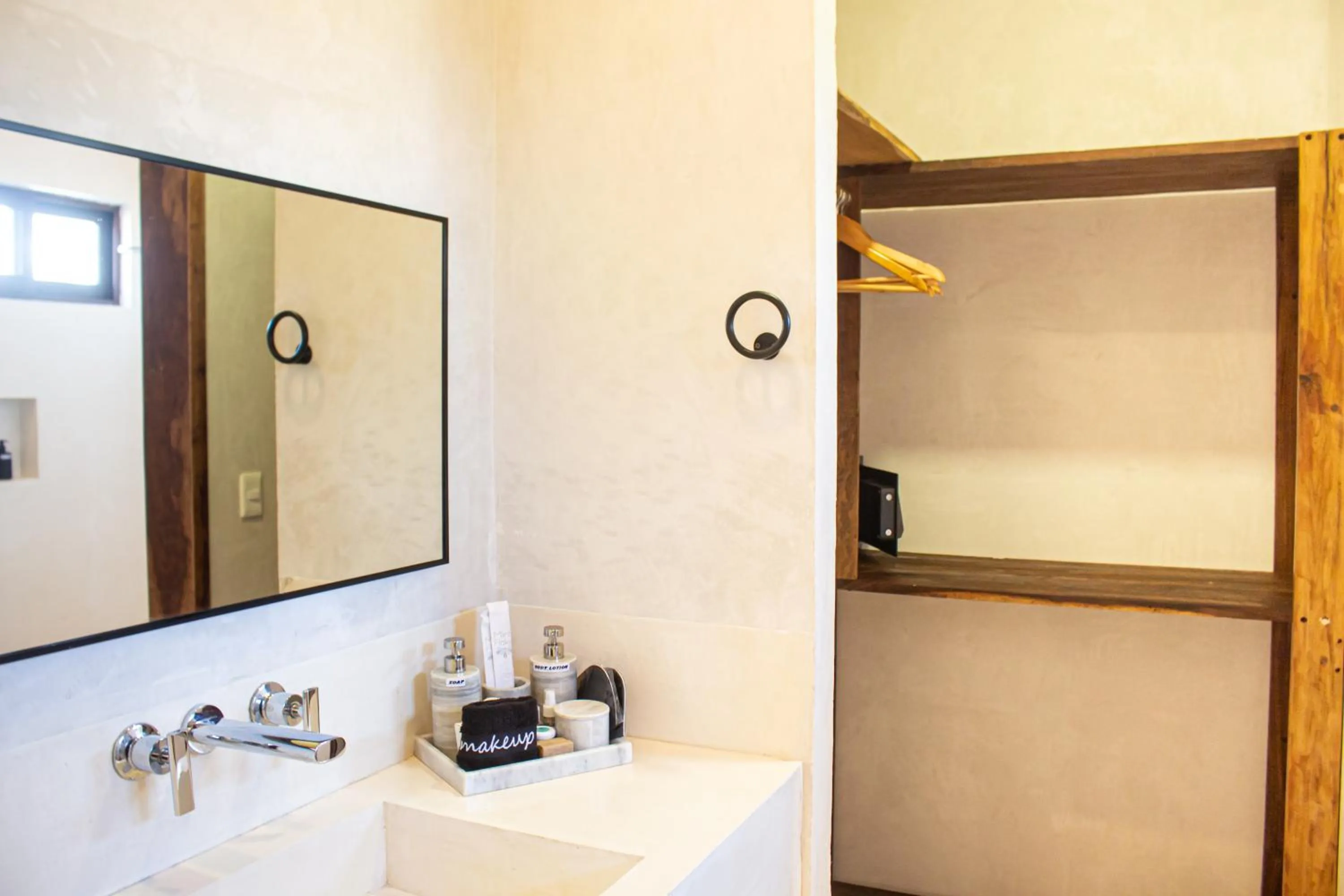 Bathroom in Dune Boutique Hotel located at the party zone