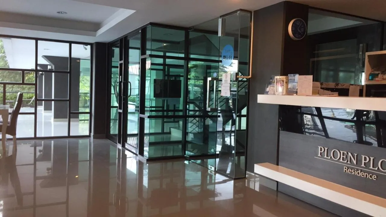 Lobby or reception in Ploen Ploen Residence