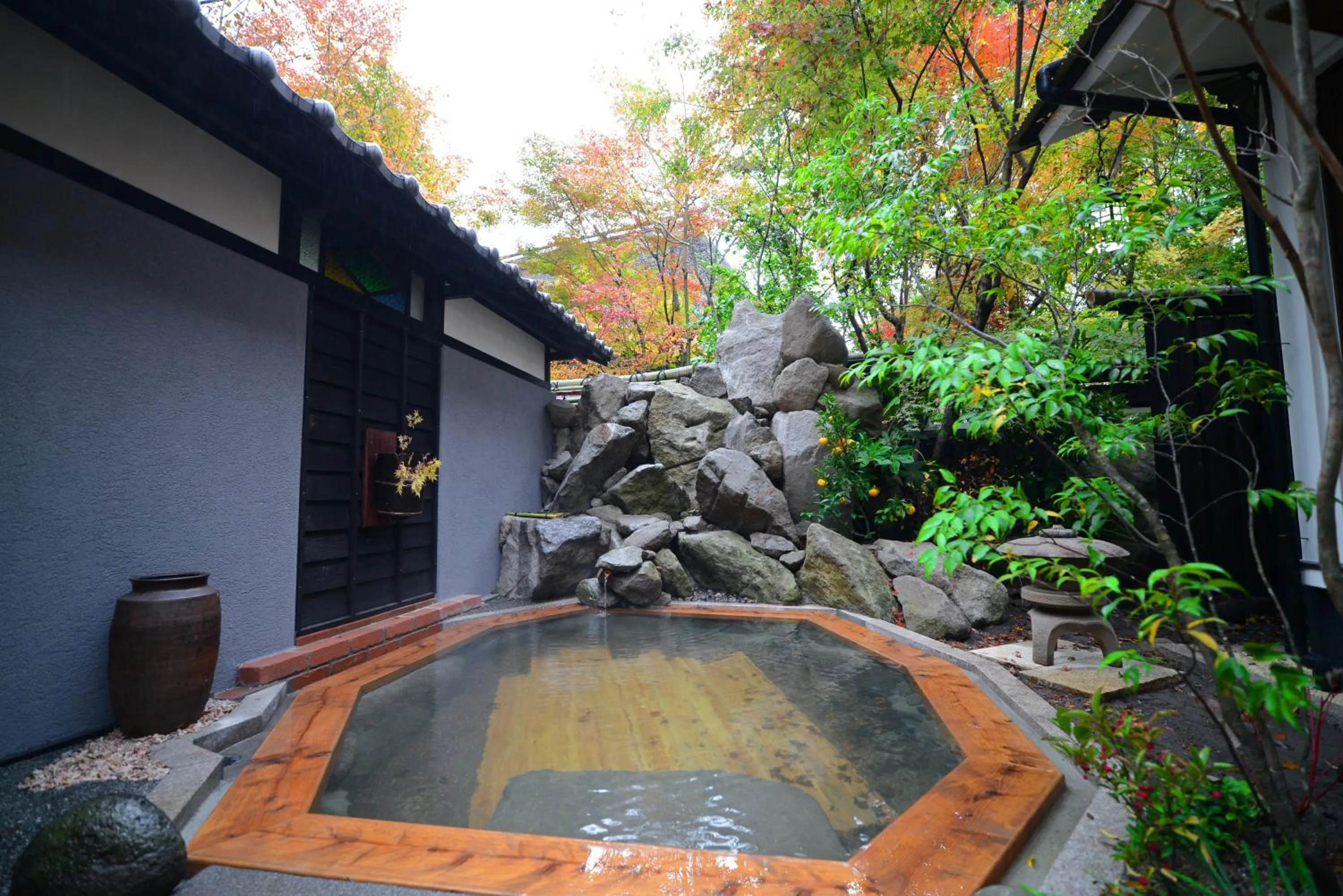 Hot Spring Bath in Hatago Kayausagi
