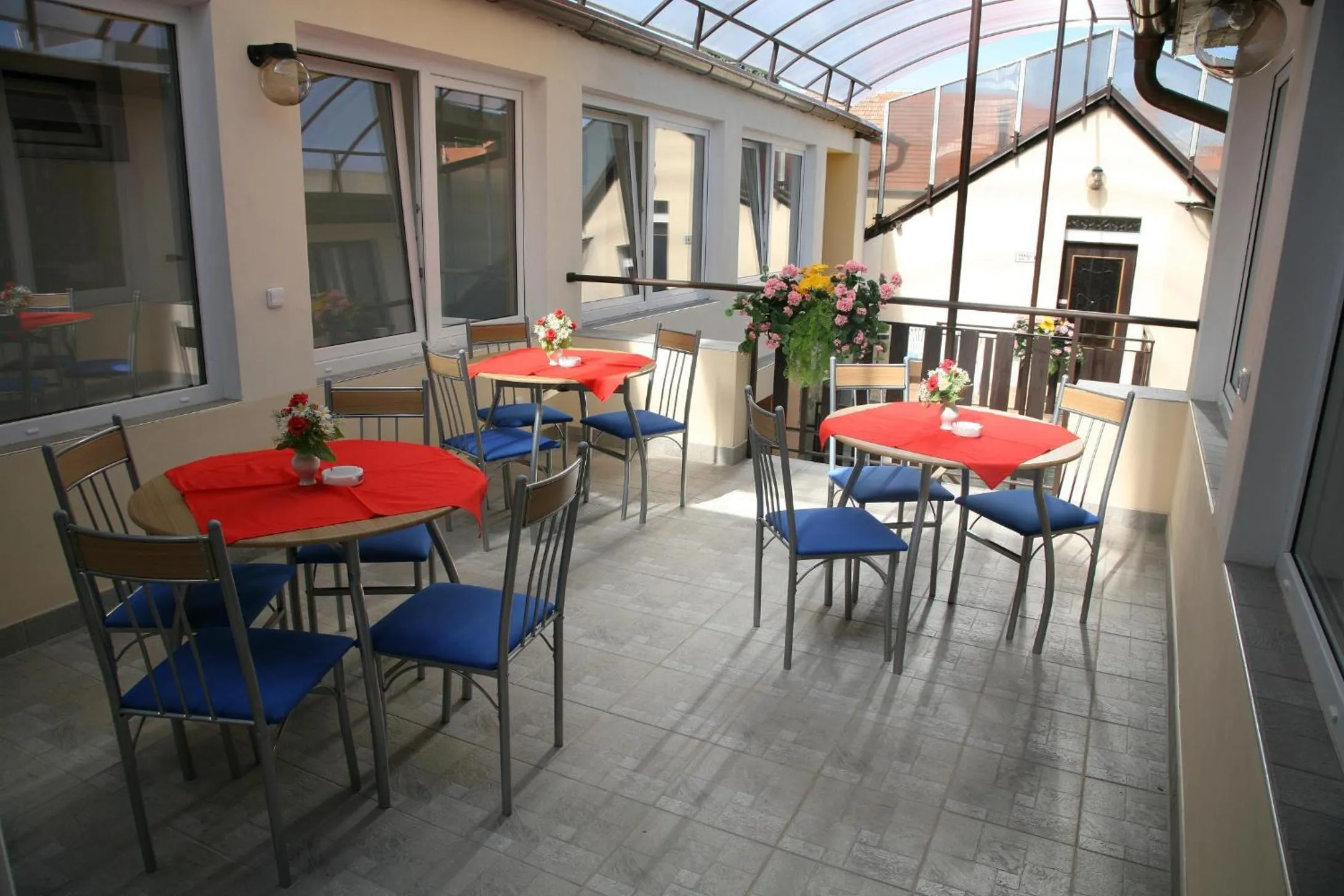 Patio in Hotel Olga