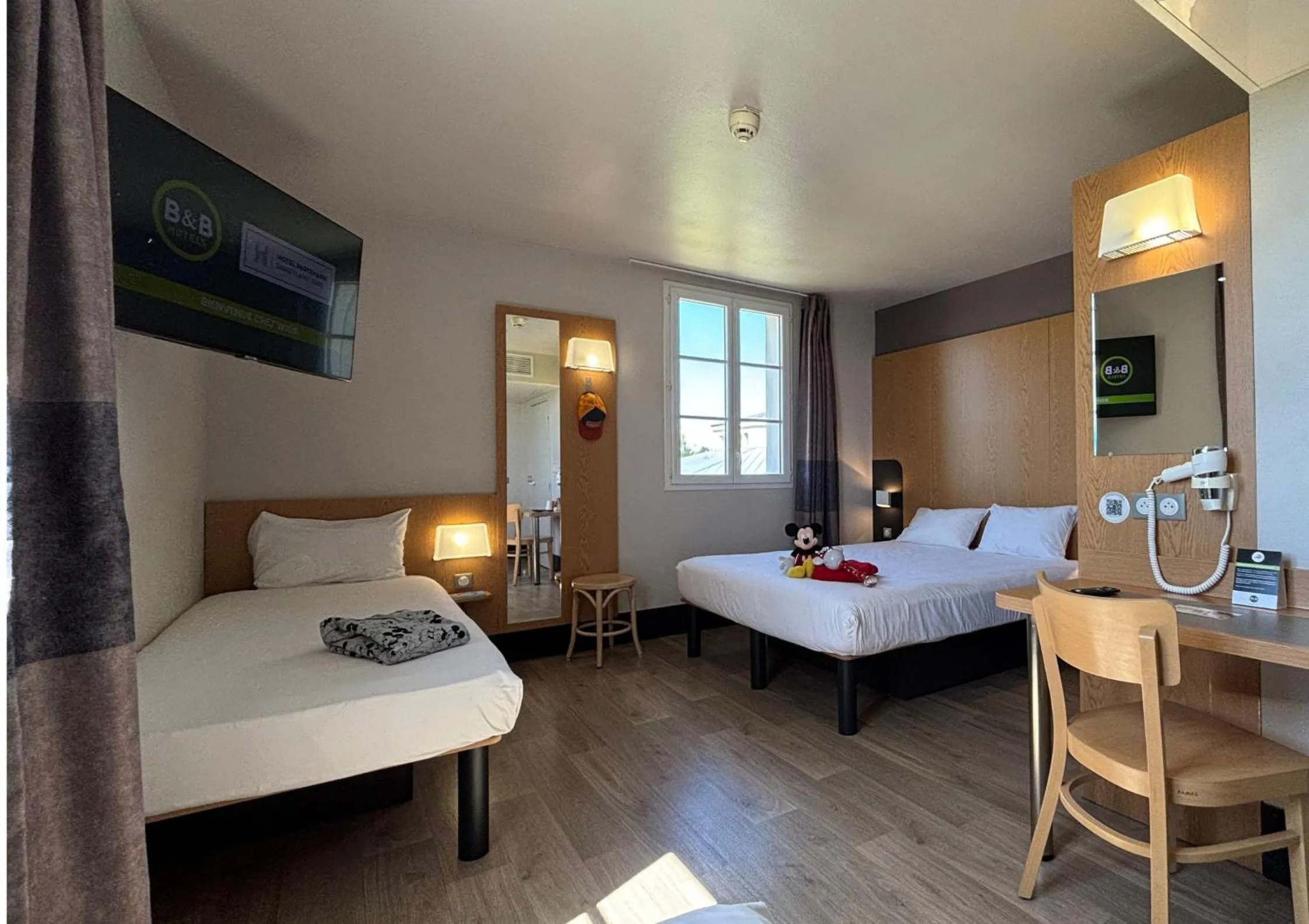 Bedroom, Bed in B&B HOTEL près de Disneyland Paris