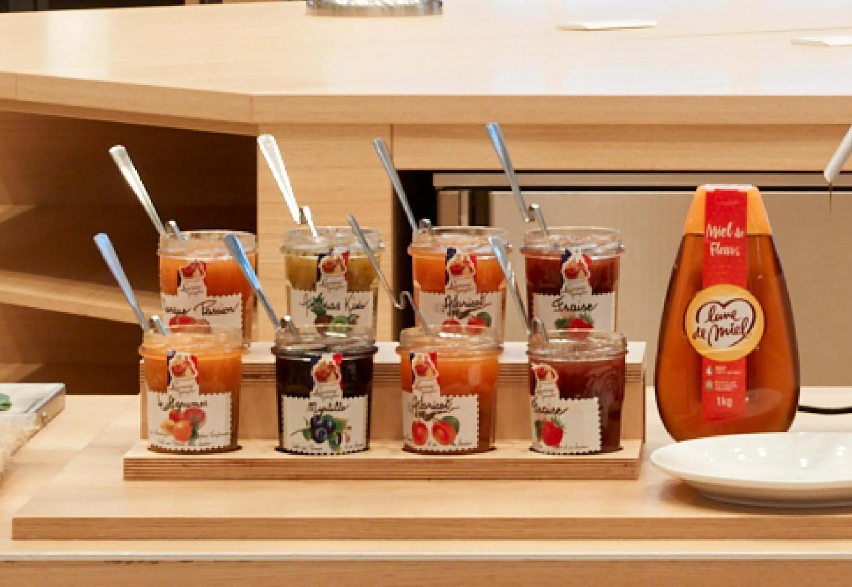 Breakfast in B&B HOTEL près de Disneyland Paris