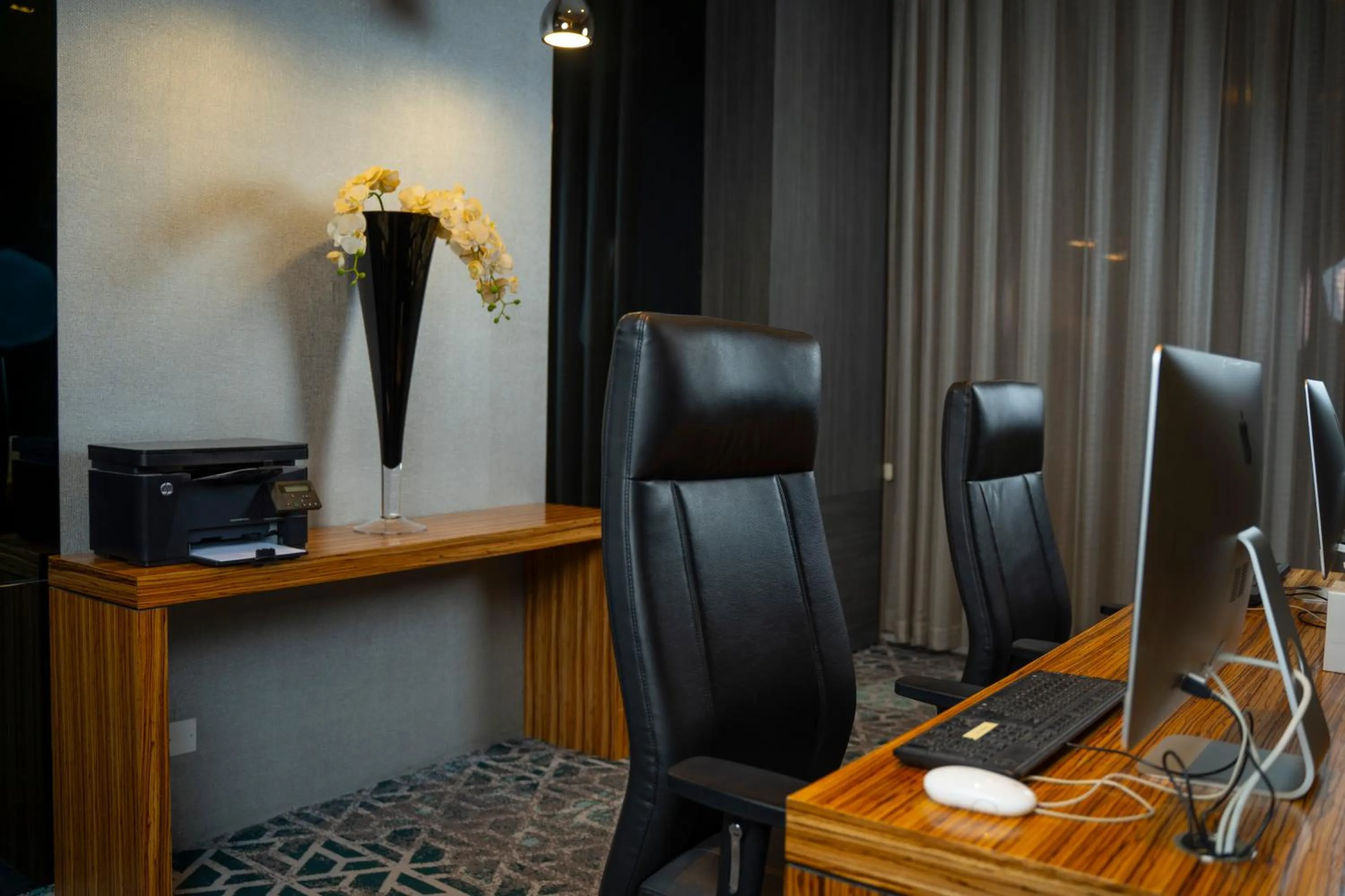 Library in Executives Hotel - KAFD