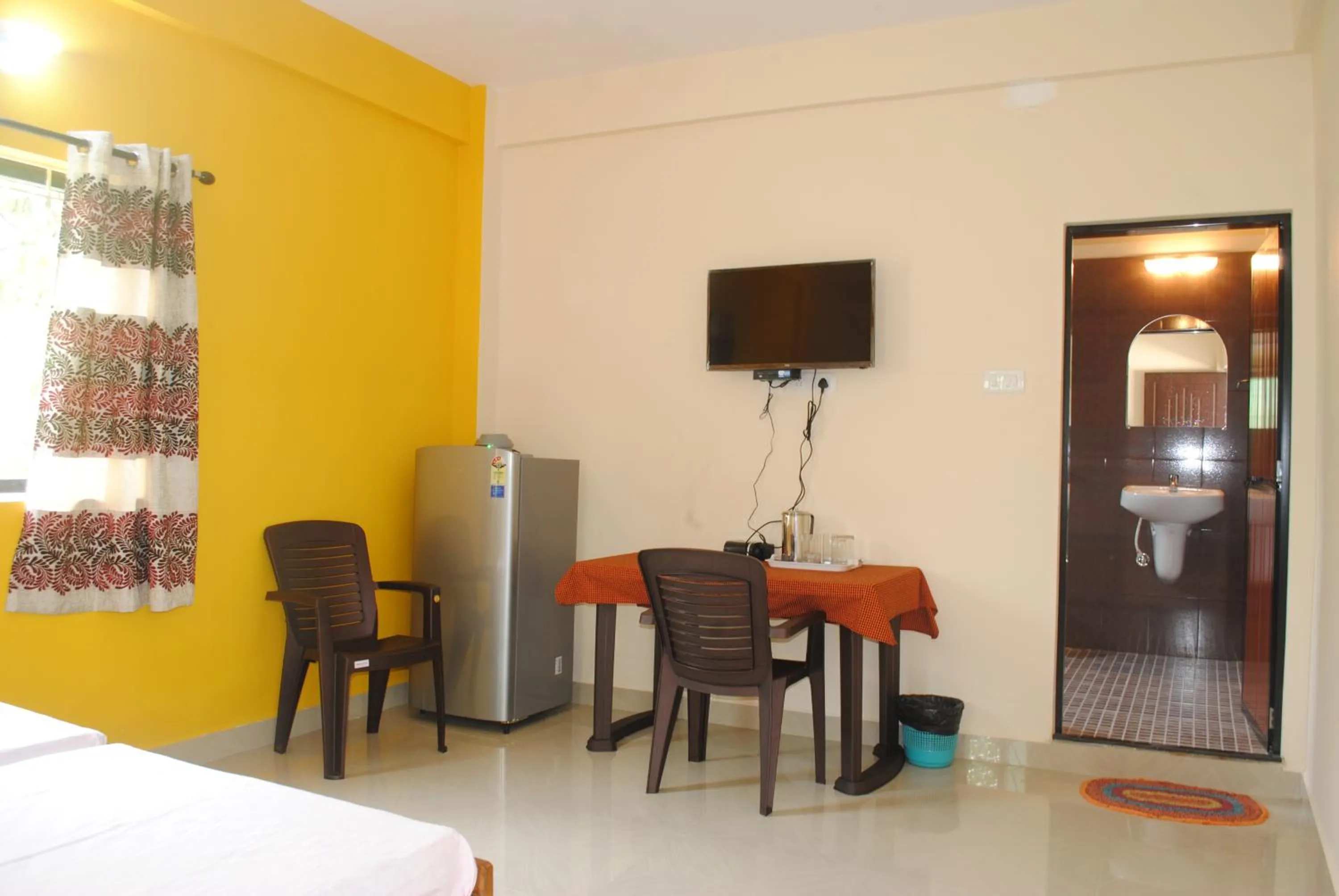 Photo of the whole room, Bed in Joe And Marietta's Guesthouse