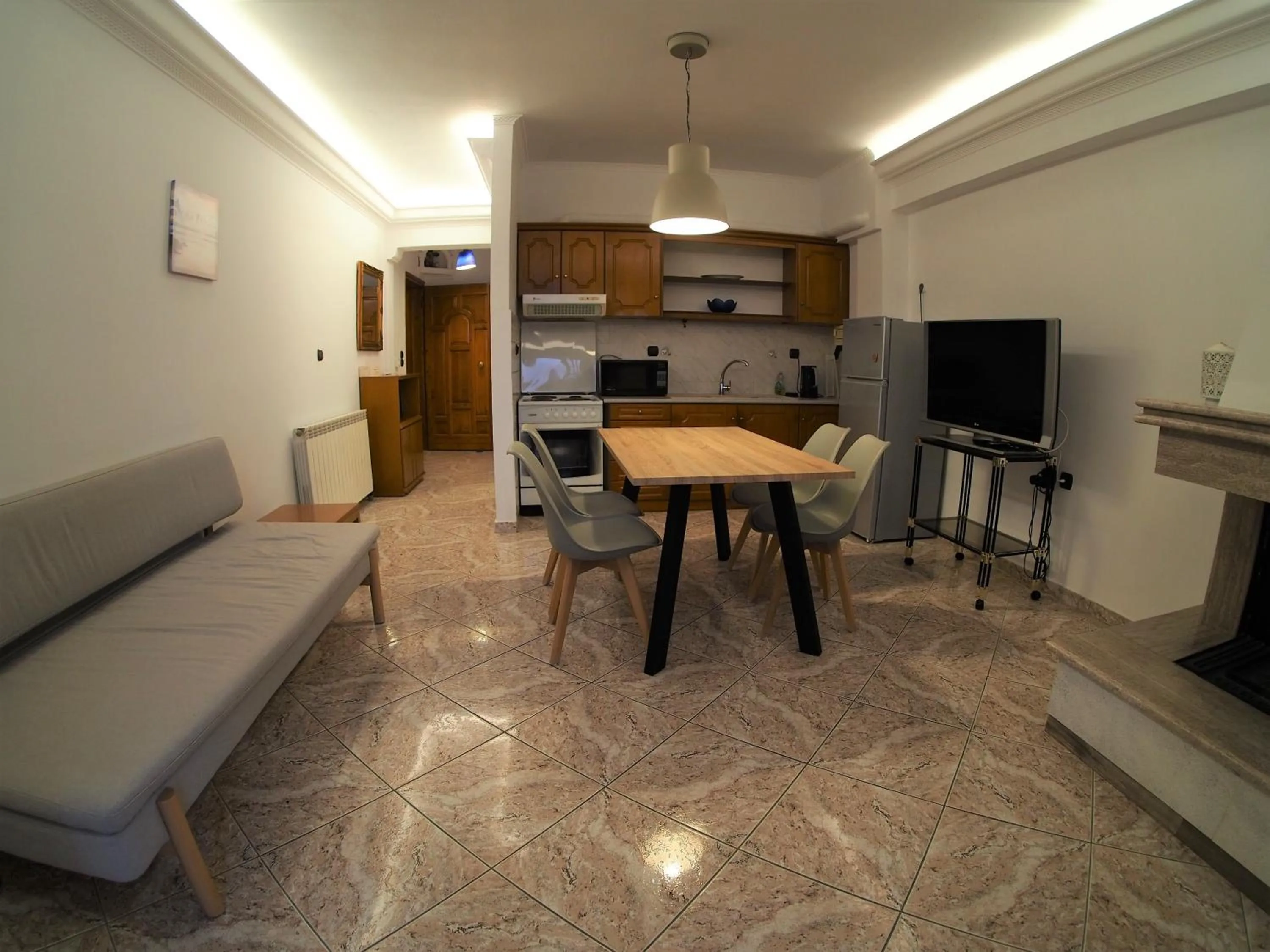 TV and multimedia in Galaxy Rooms