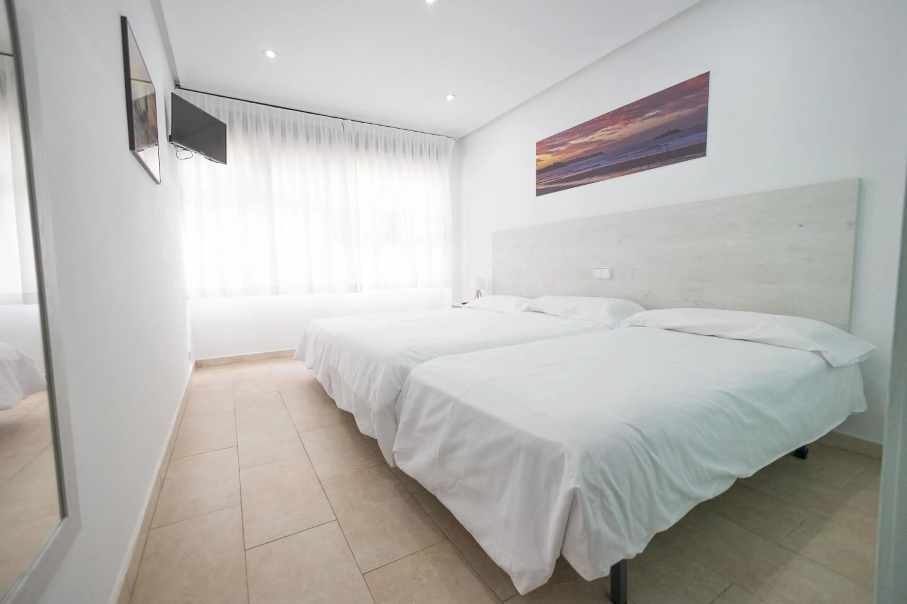 Bed in Hotel Pinar Somo Surf