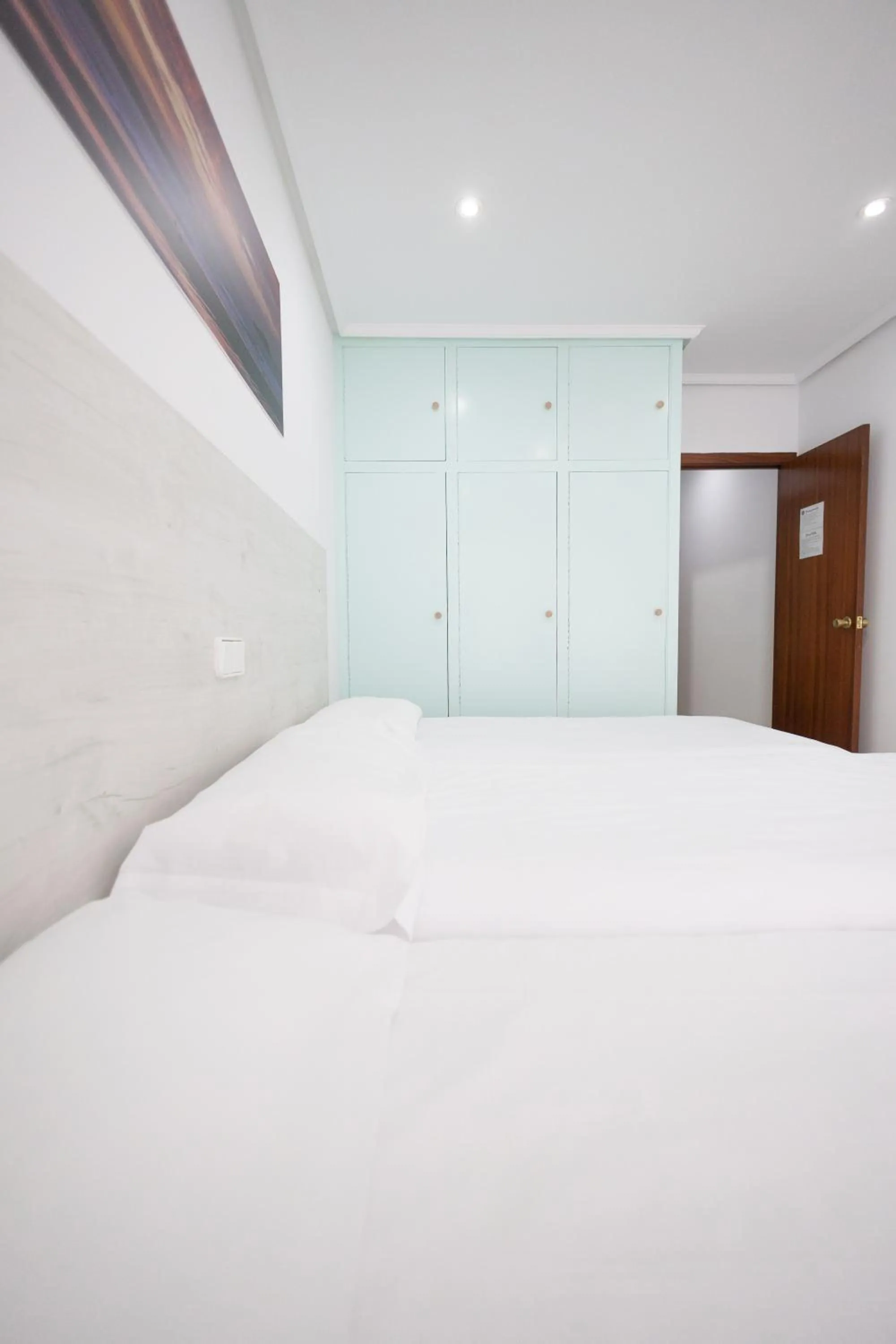 Bed in Hotel Pinar Somo Surf
