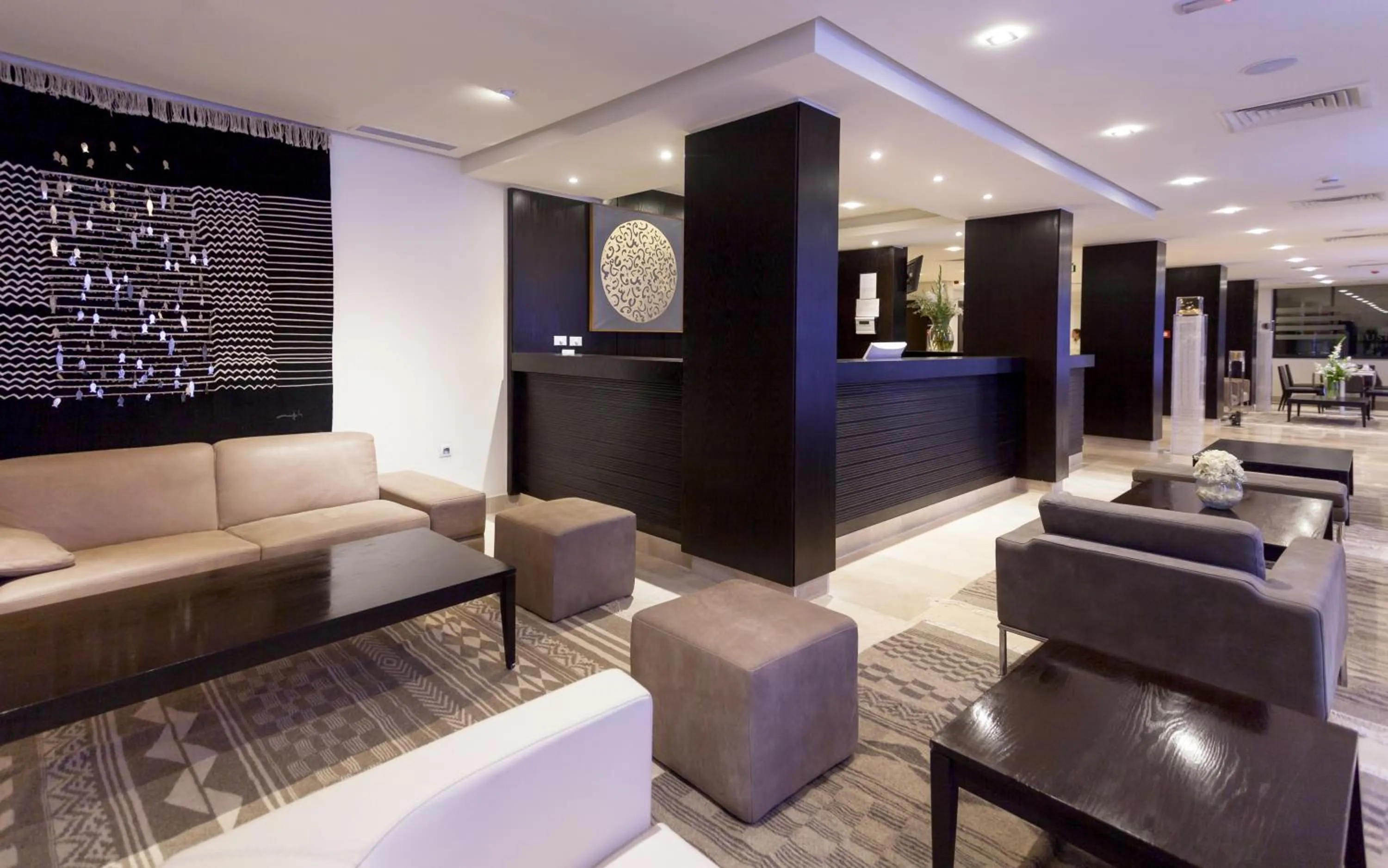 Communal lounge/ TV room in Business Hotel