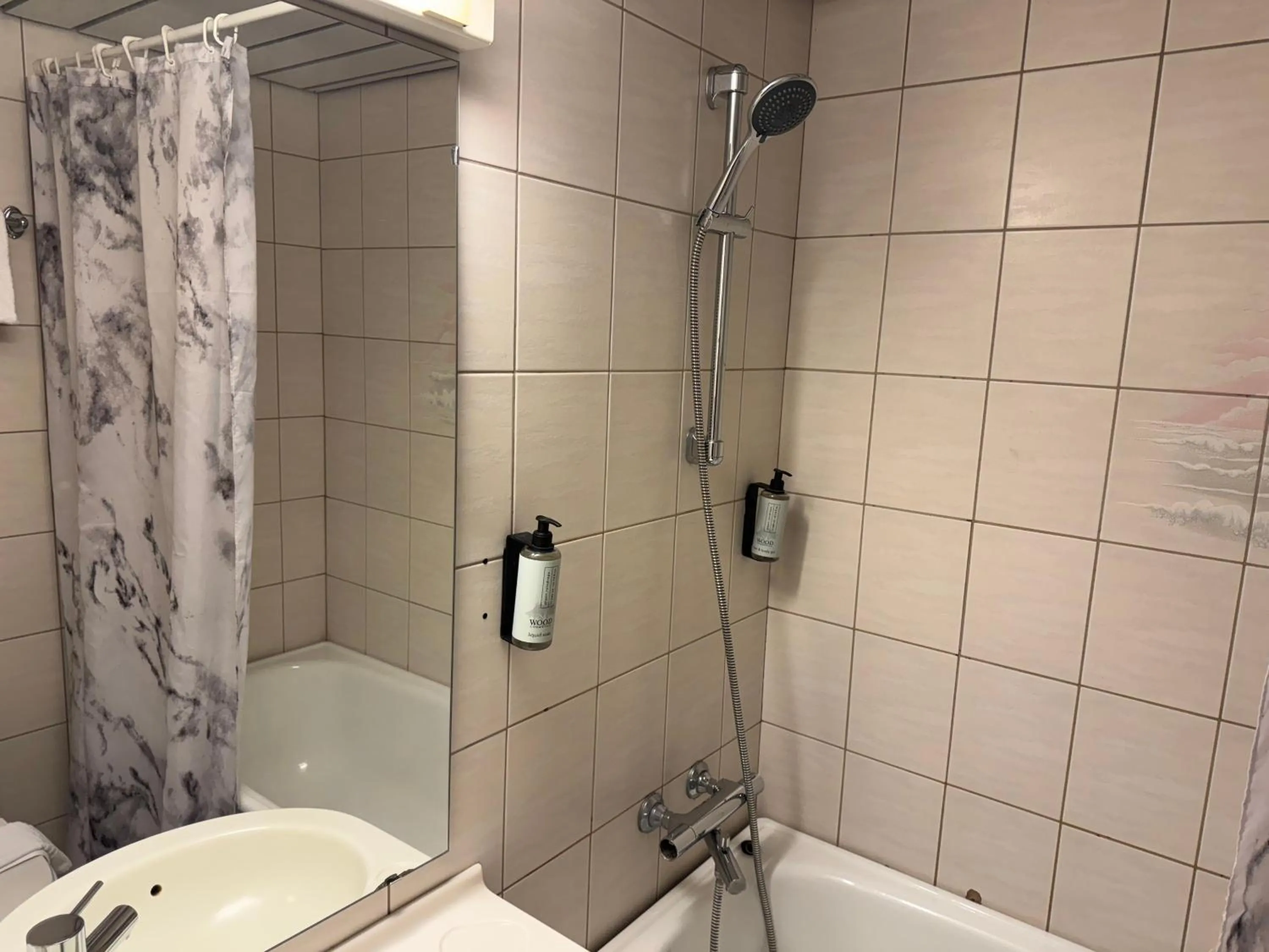 Shower in Park Hotel Vossevangen