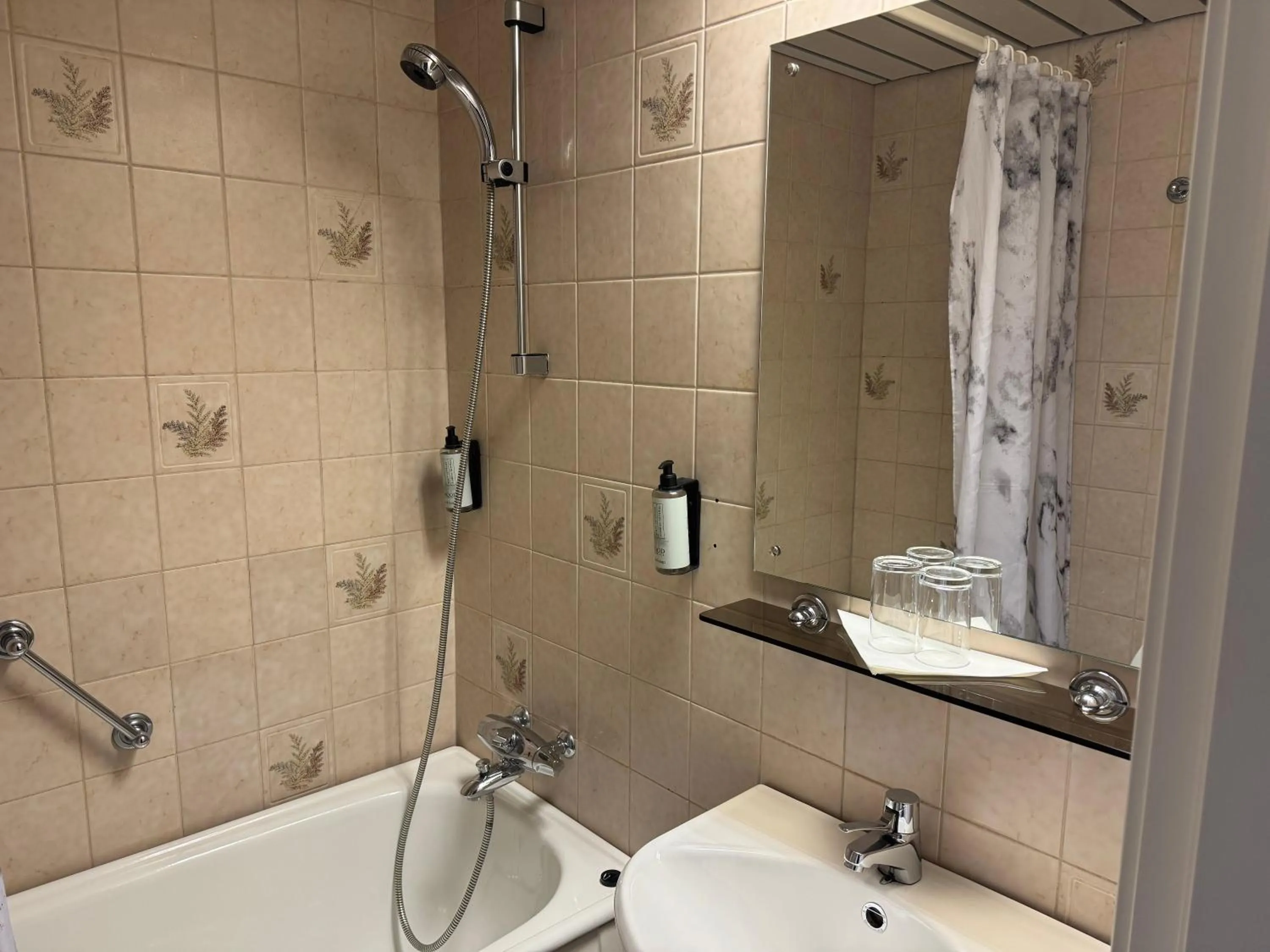 Bathroom in Park Hotel Vossevangen