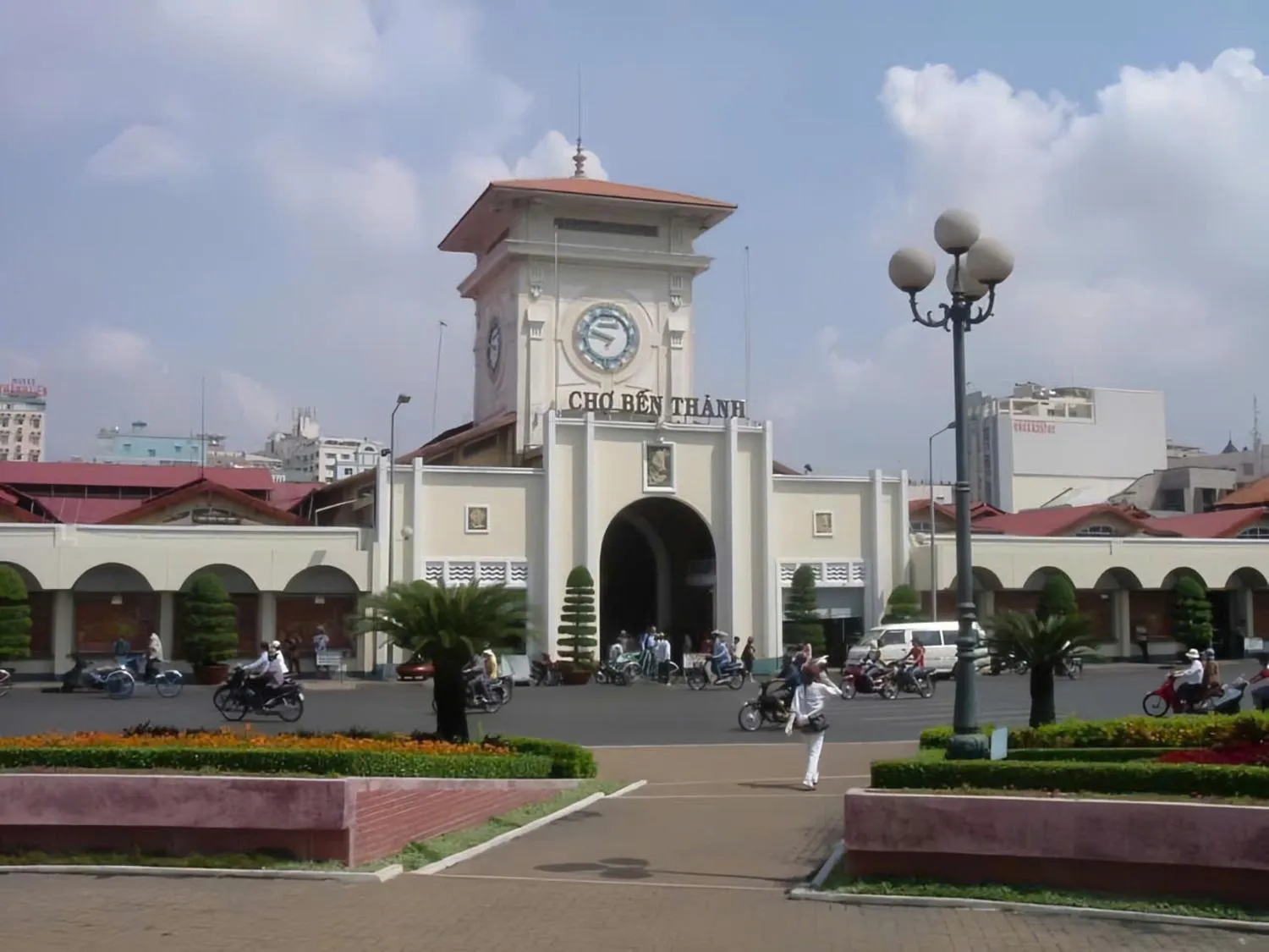 Nearby landmark in Saigon Pink Hotel