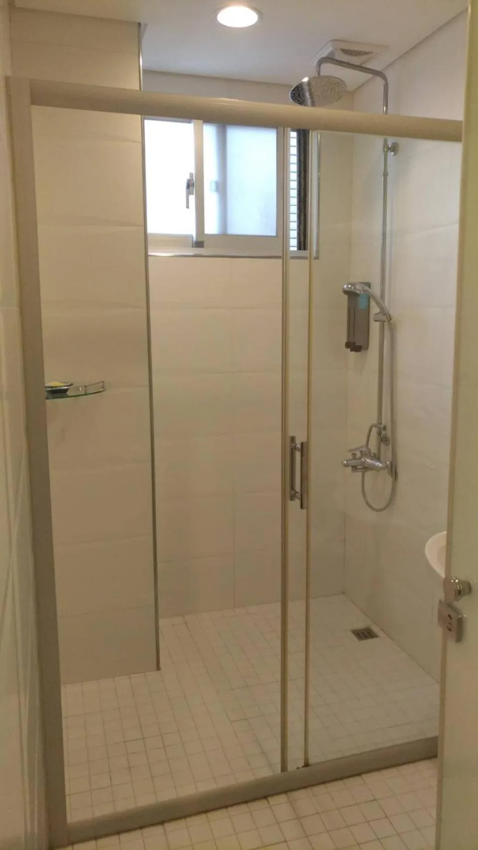 Shower in Just Enjoy Business Hotel