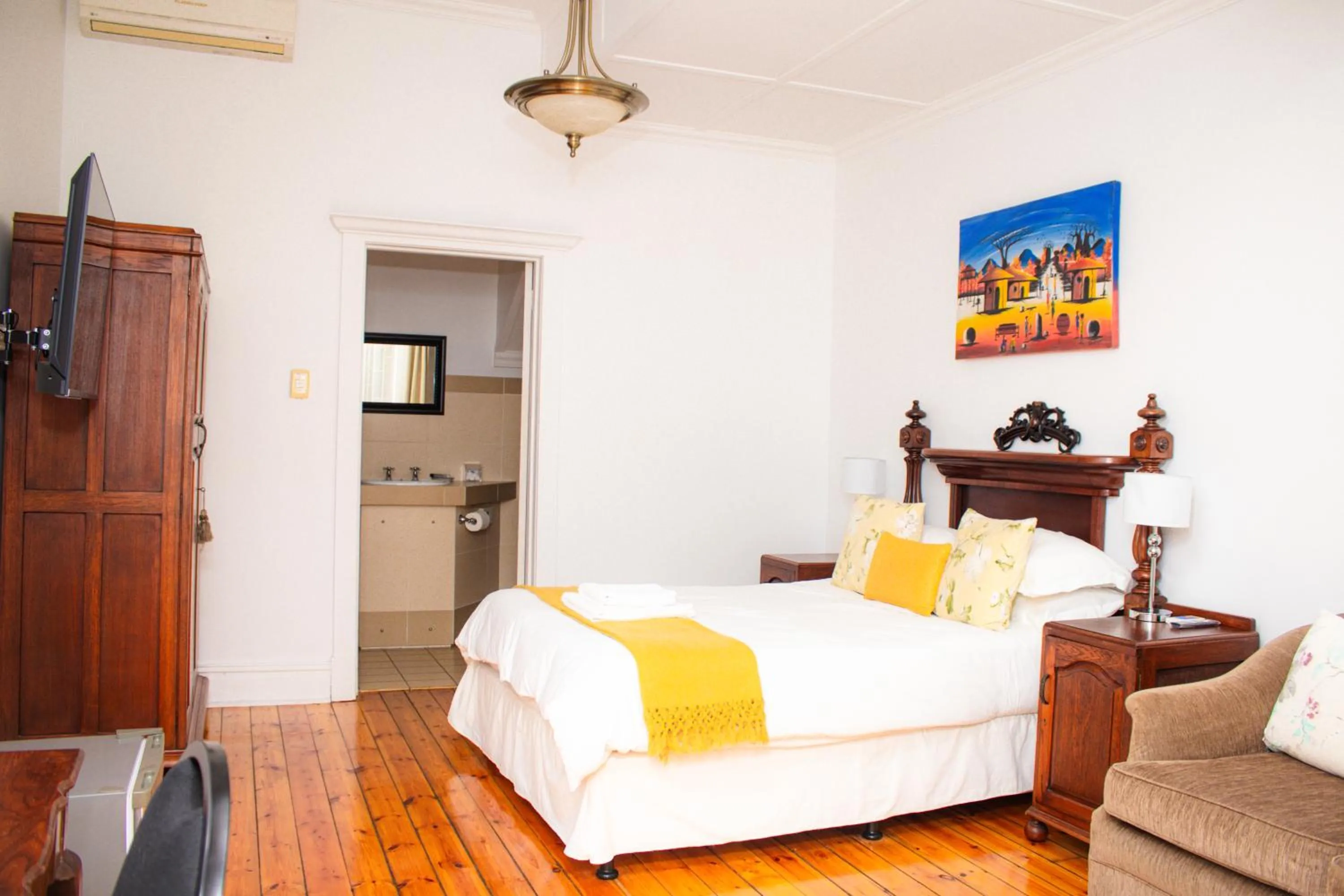 Bed in Roseland House