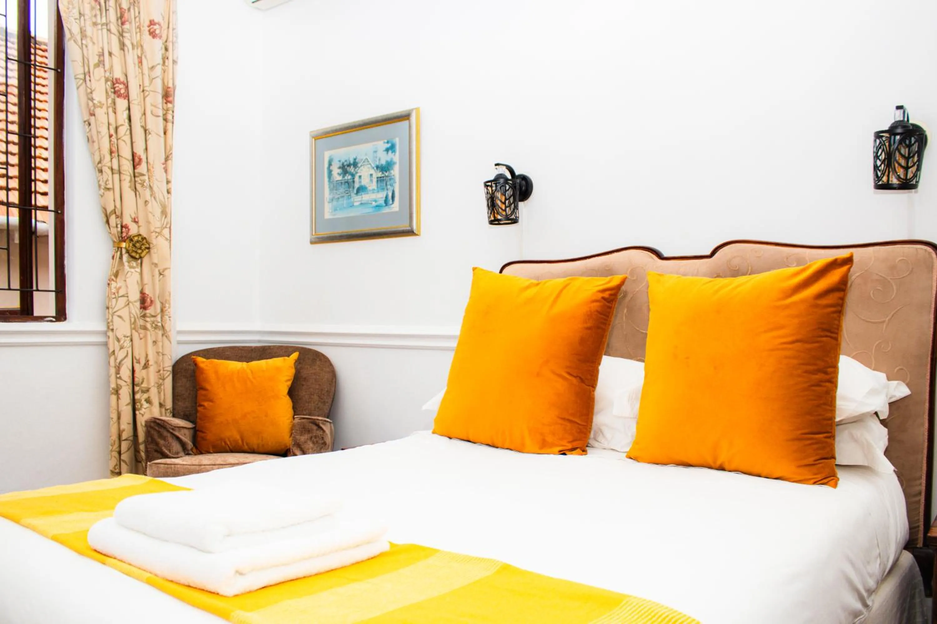 Bed in Roseland House