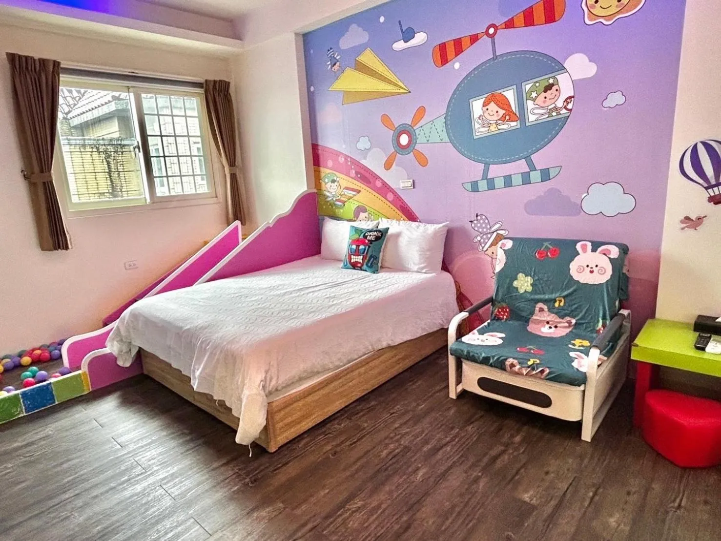 Bed in Little Apple B&B