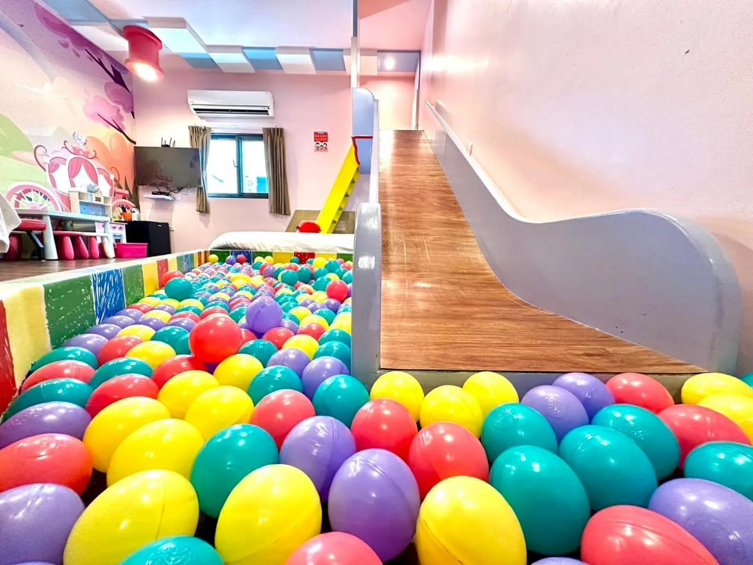 Kids's club in Little Apple B&B