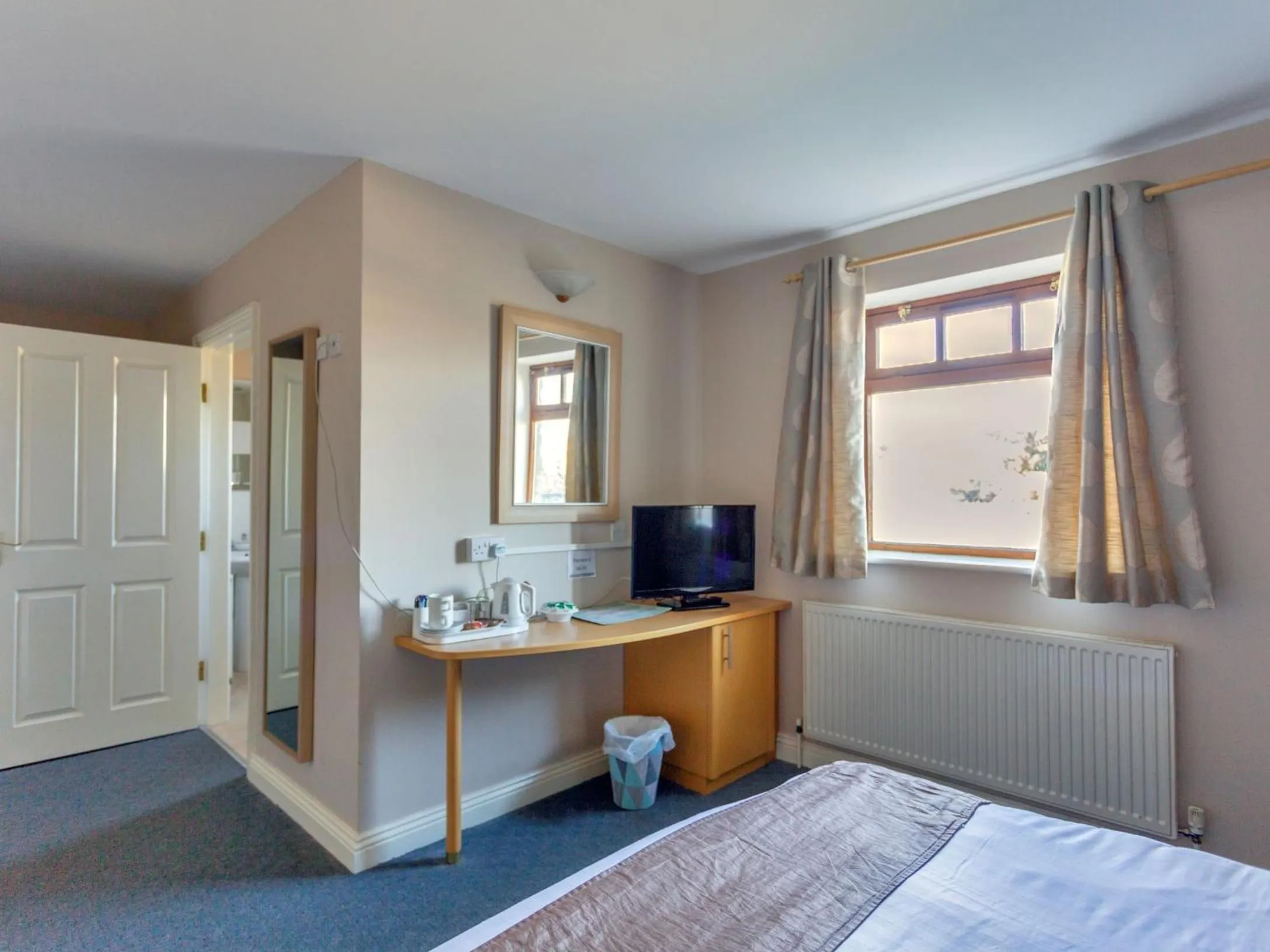 Bedroom in Holly Hill Inn