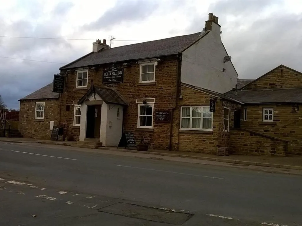 Property building in Holly Hill Inn