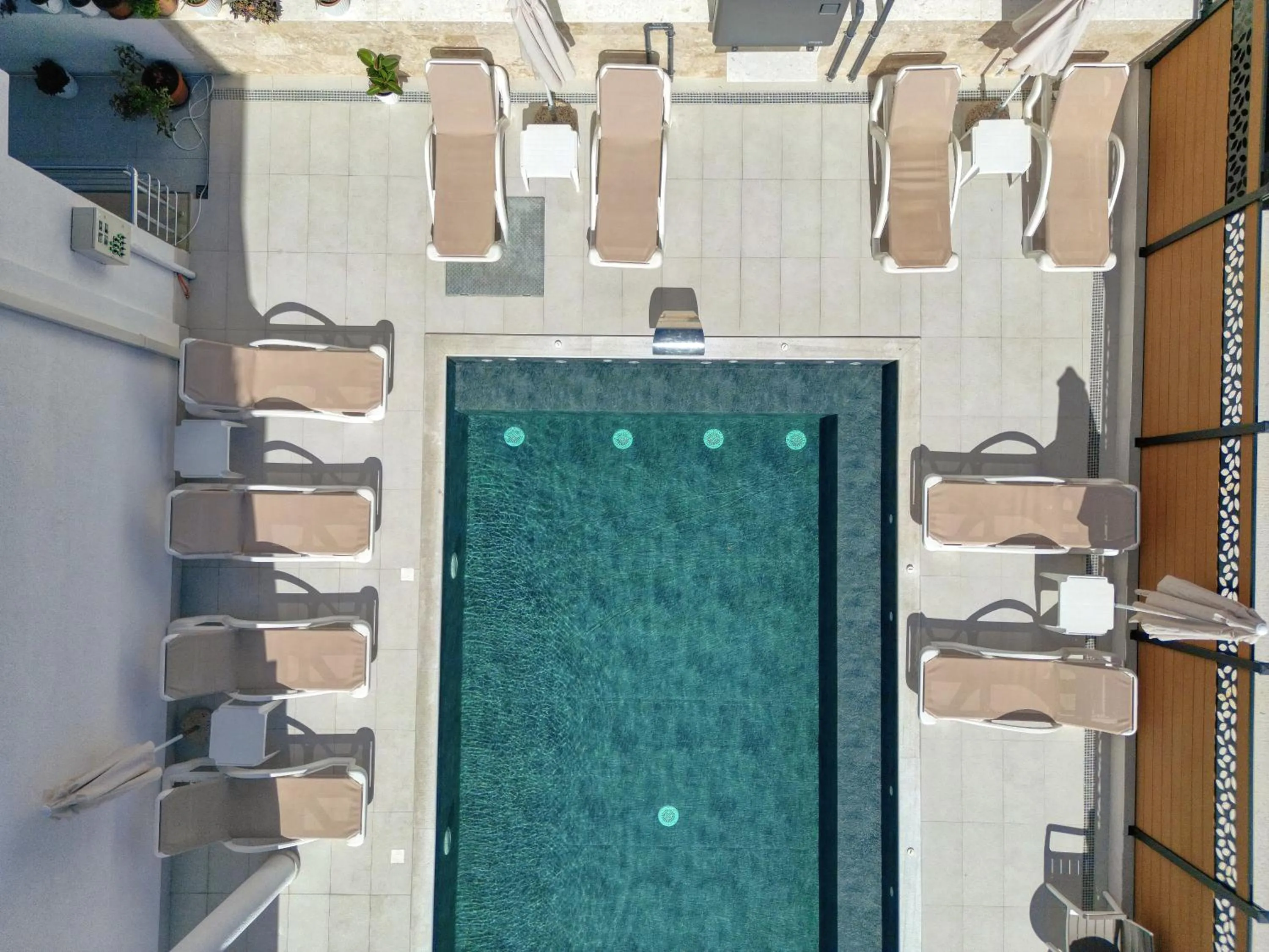 Hot Tub in Aqua Lounge Aparthotel Ulcinj