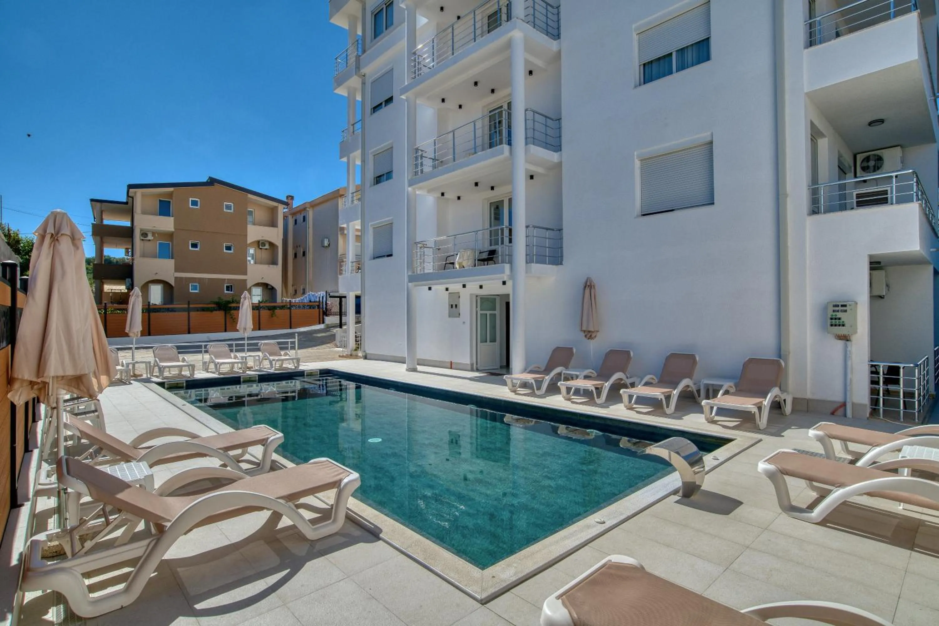 Property building in Aqua Lounge Aparthotel Ulcinj