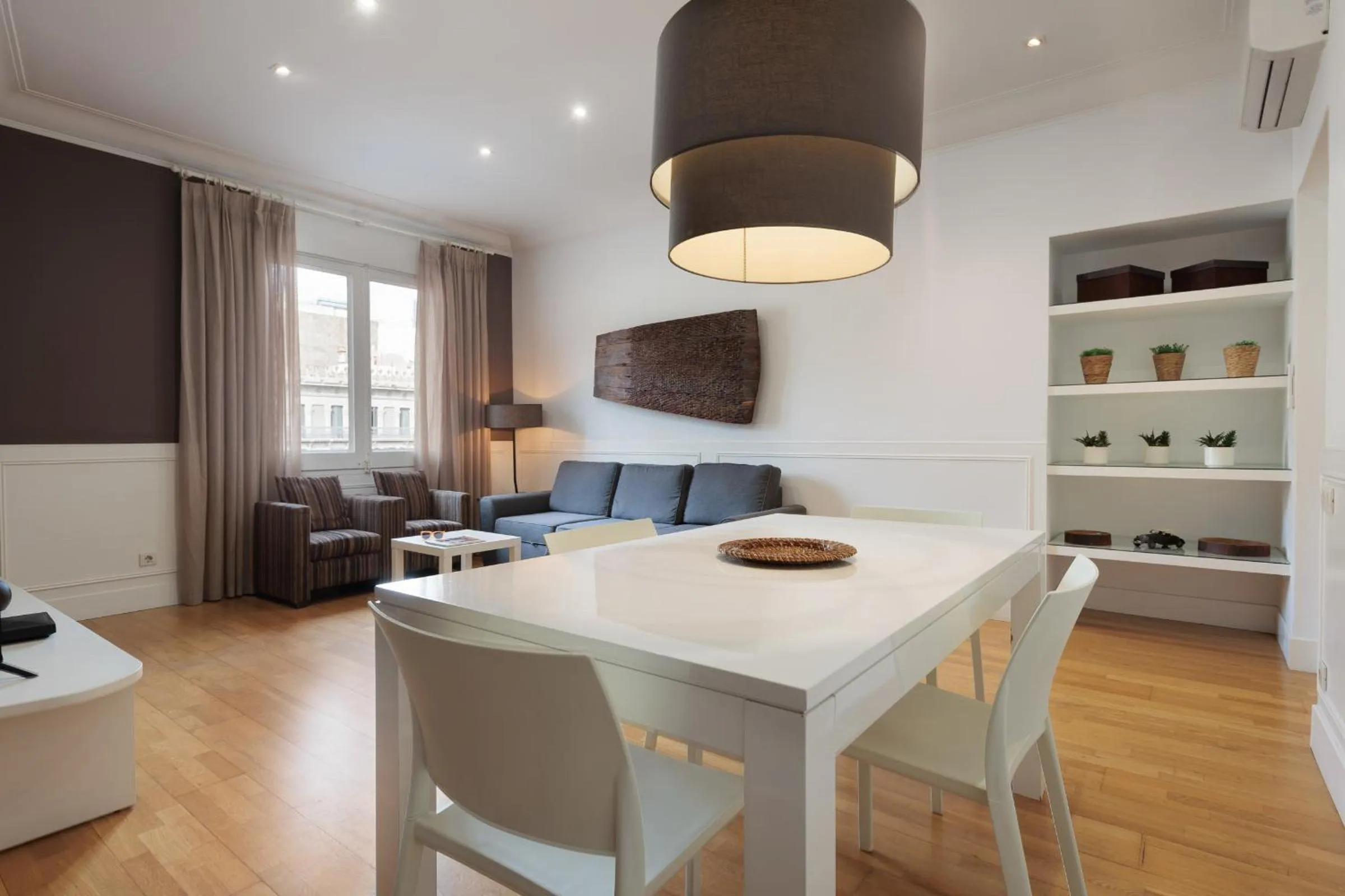 Living room in Enjoybcn Coliseum Apartments