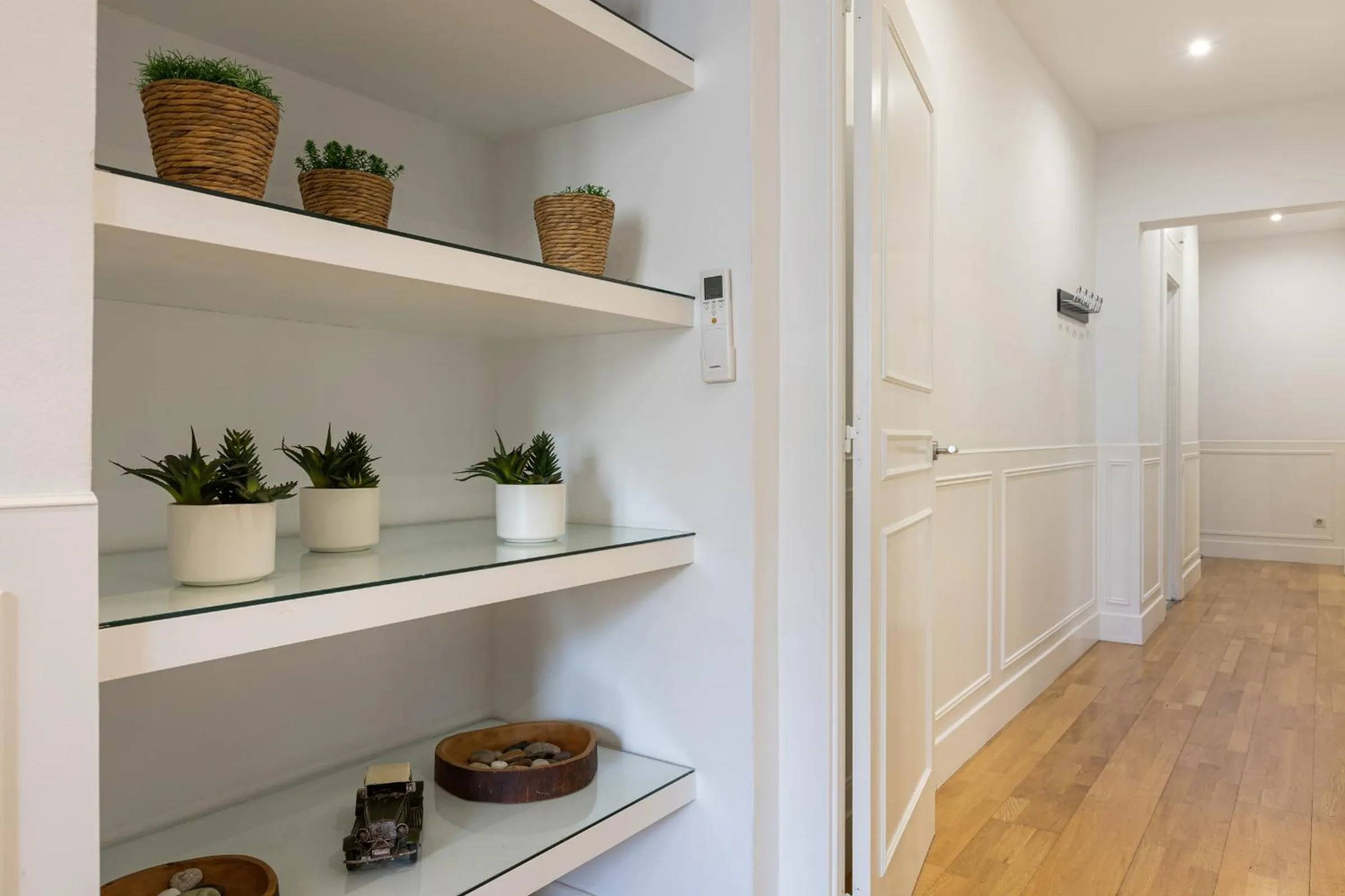 Dining area in Enjoybcn Coliseum Apartments
