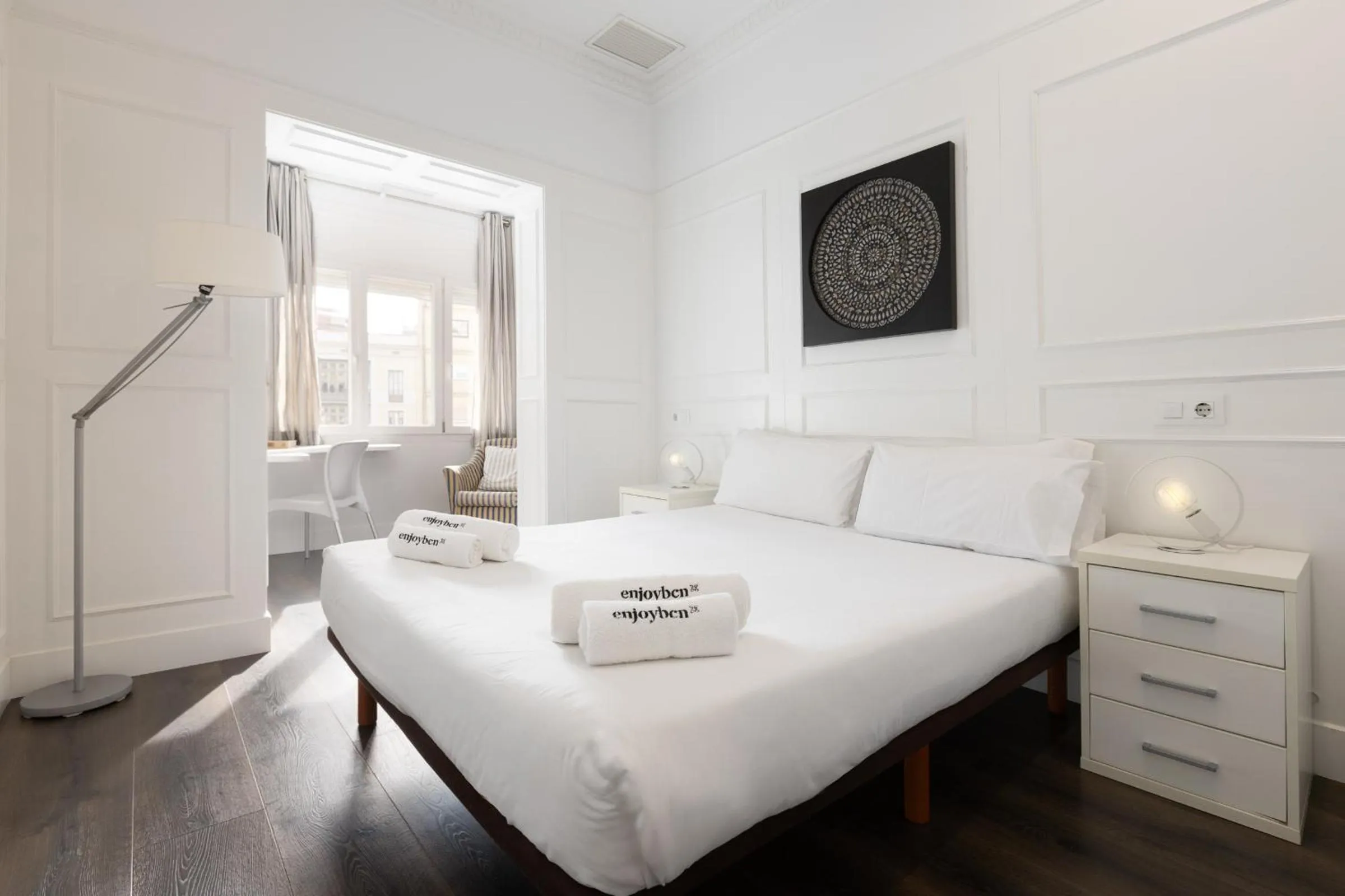 Bed in Enjoybcn Coliseum Apartments