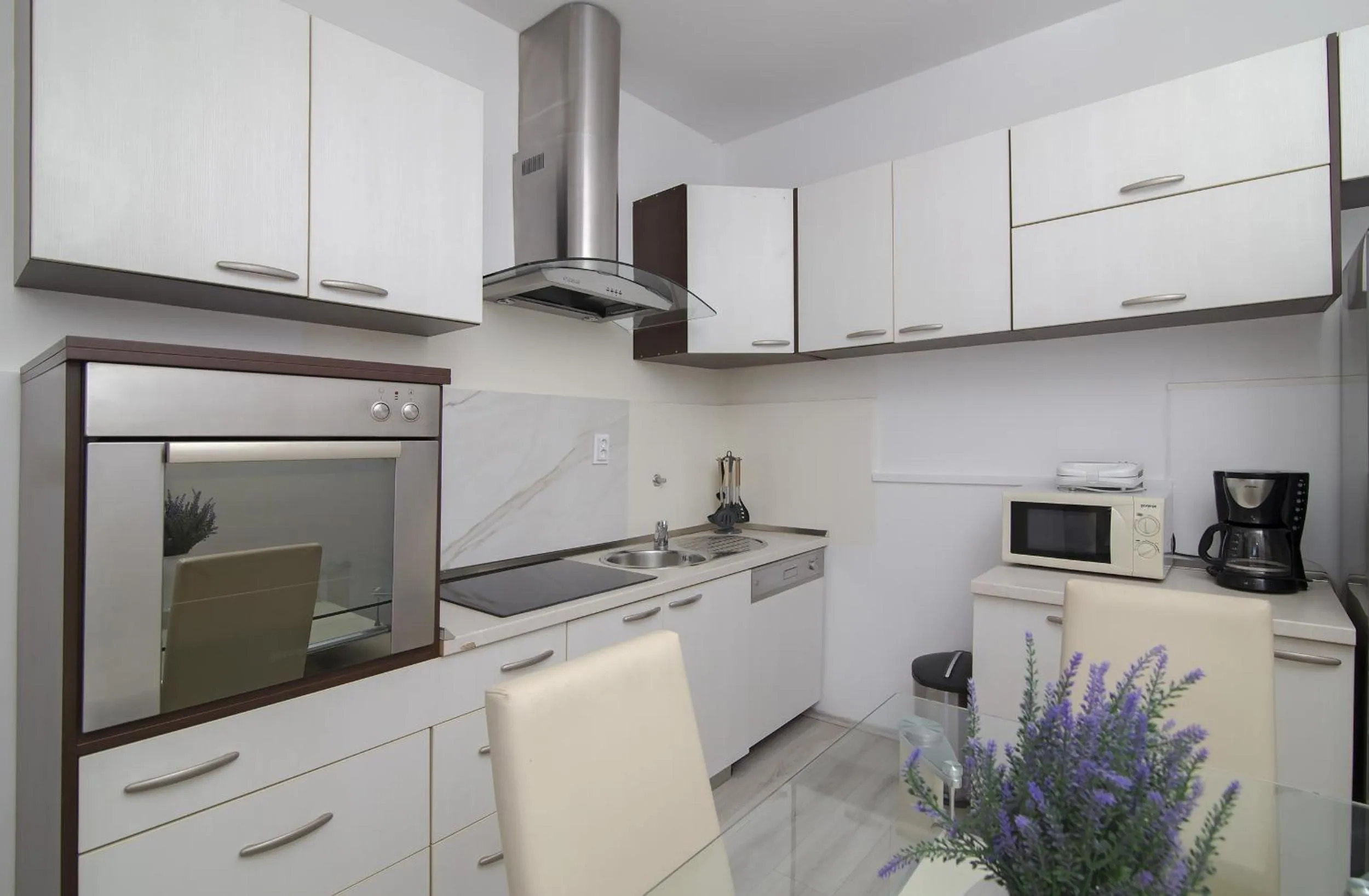 Kitchen or kitchenette in Apartments Isabora