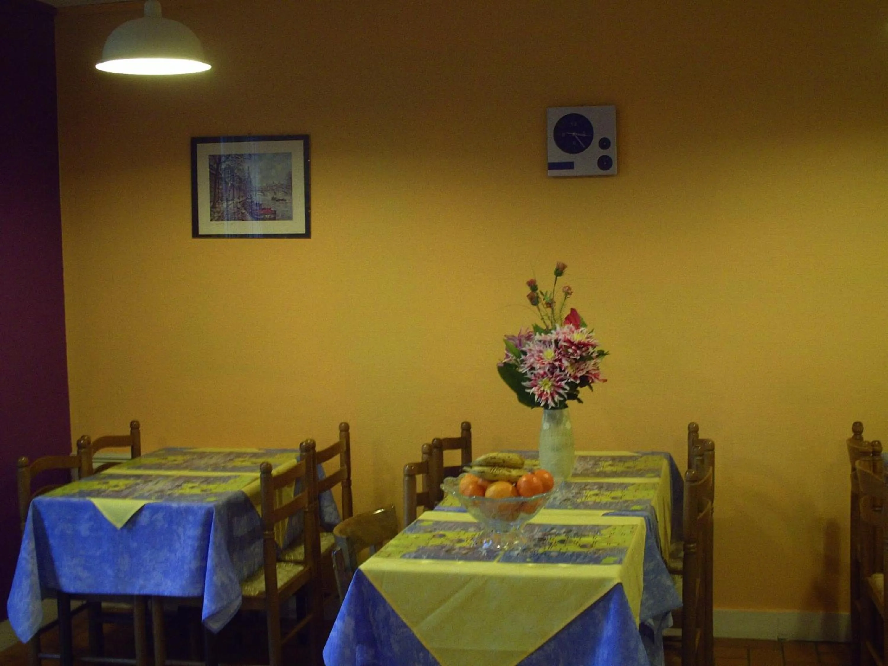 Restaurant/places to eat in Hôtel l'Eden