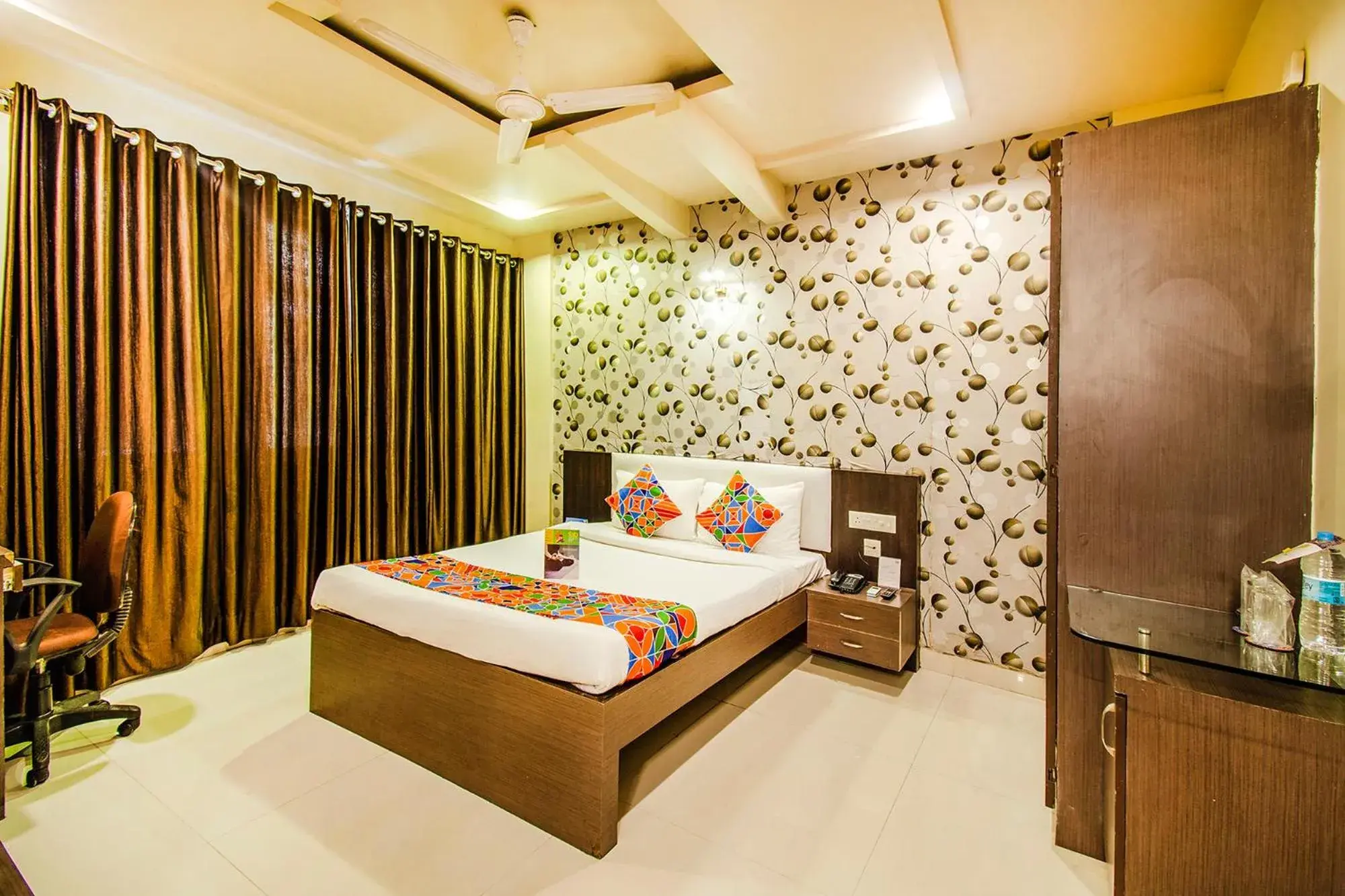 Deluxe Room - single occupancy in FabHotel Prime Sanket Inn Deluxe Room - single occupancy in FabHotel Prime Sanket Inn
