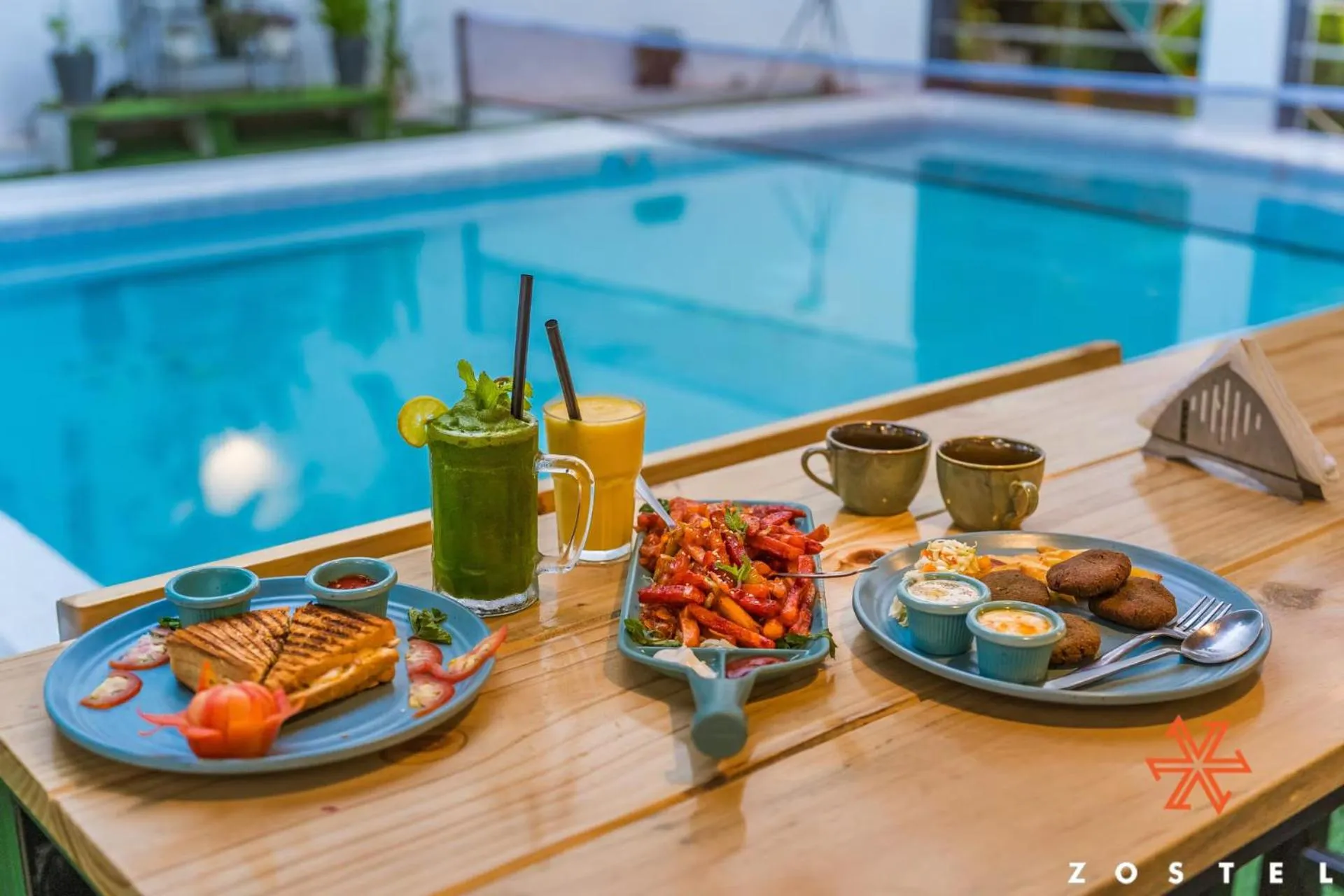 Swimming pool in Zostel Pushkar