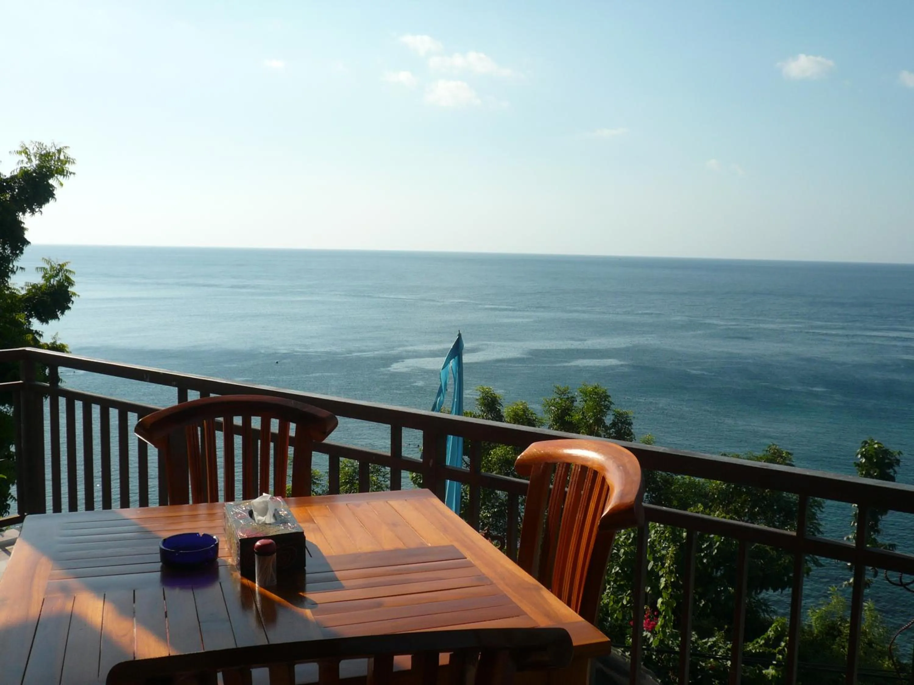 Restaurant/places to eat in Shankara Parada Villas