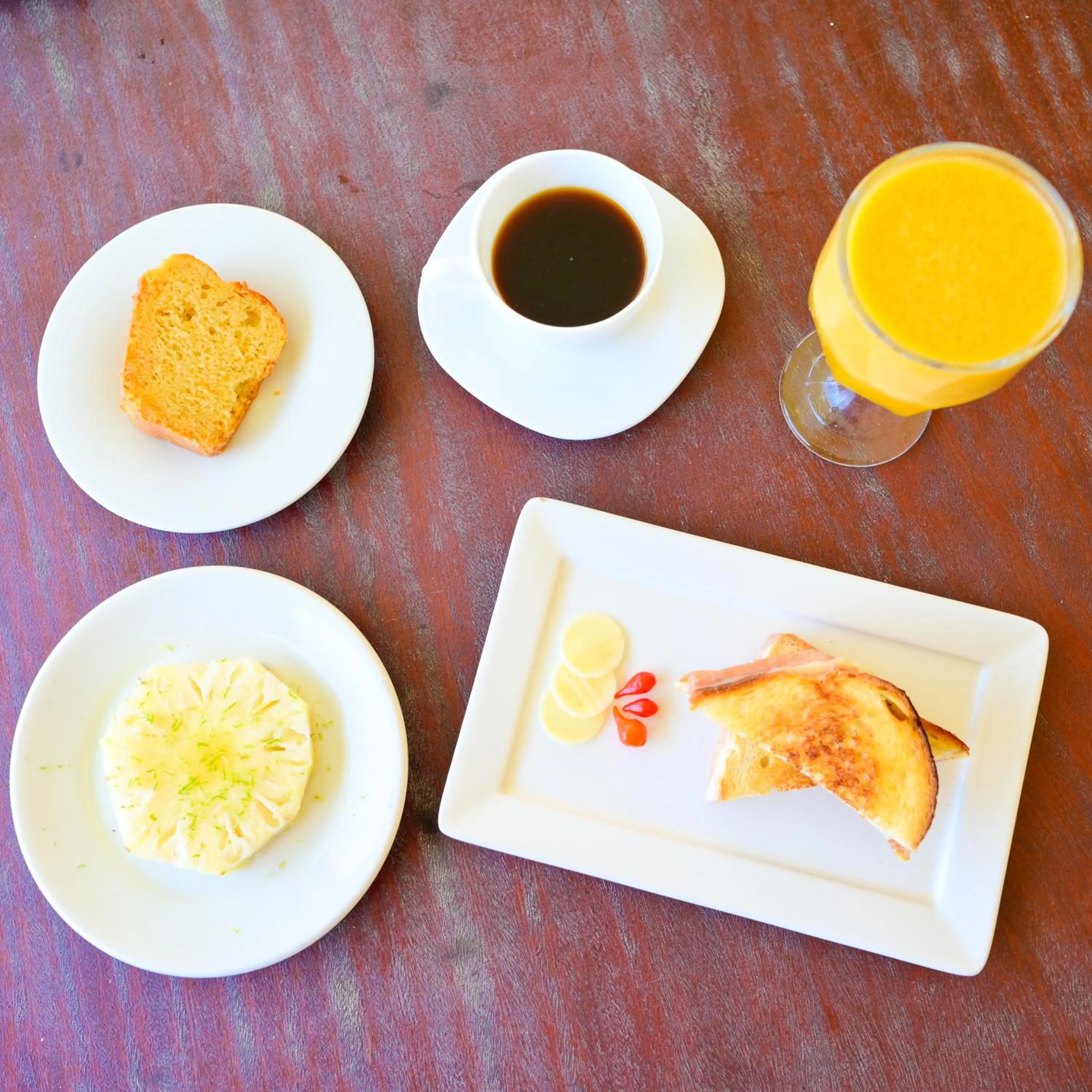 Food in Waterfront Apart Hotel