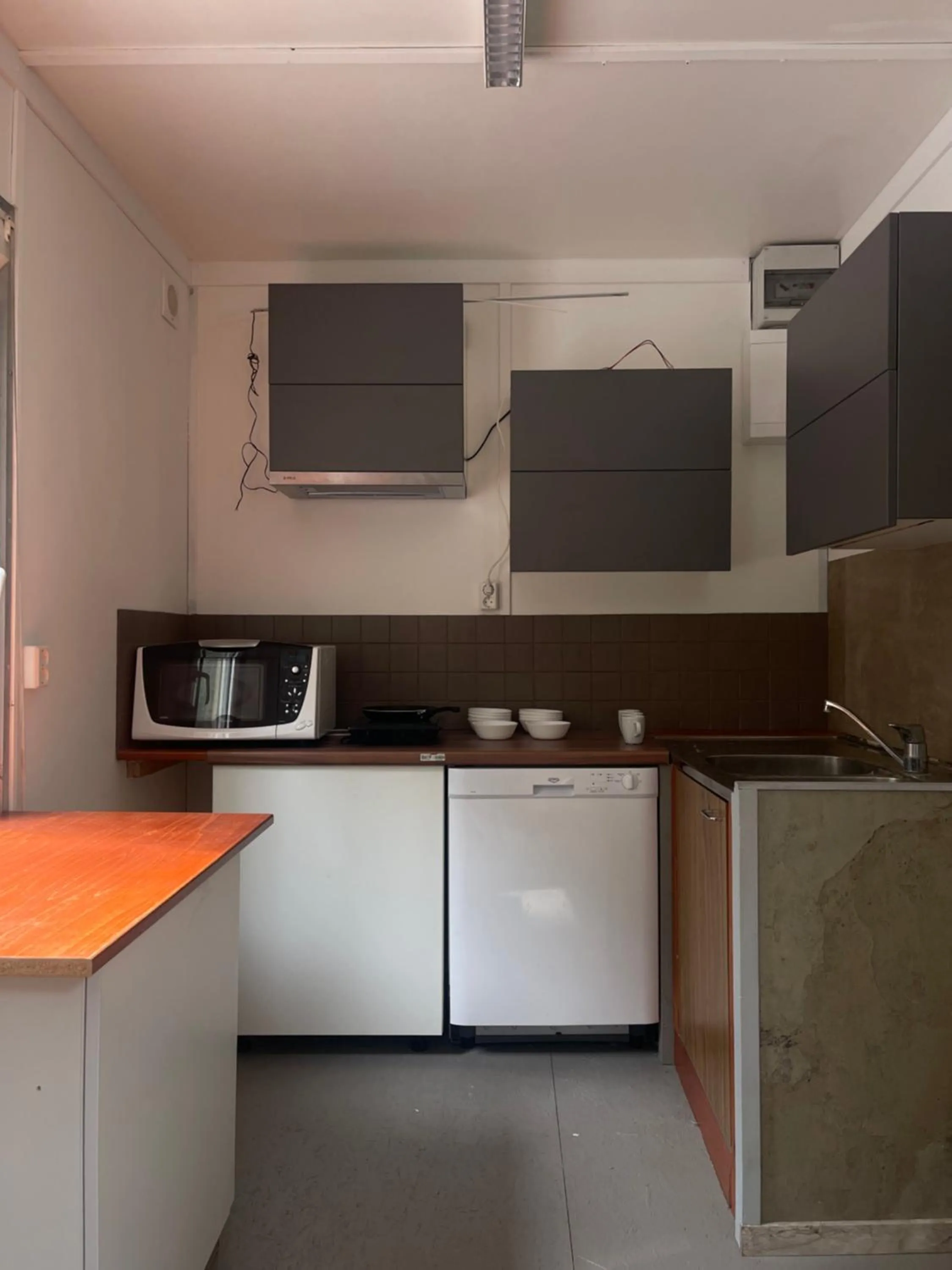 Kitchen or kitchenette in Asikkalan Motelli