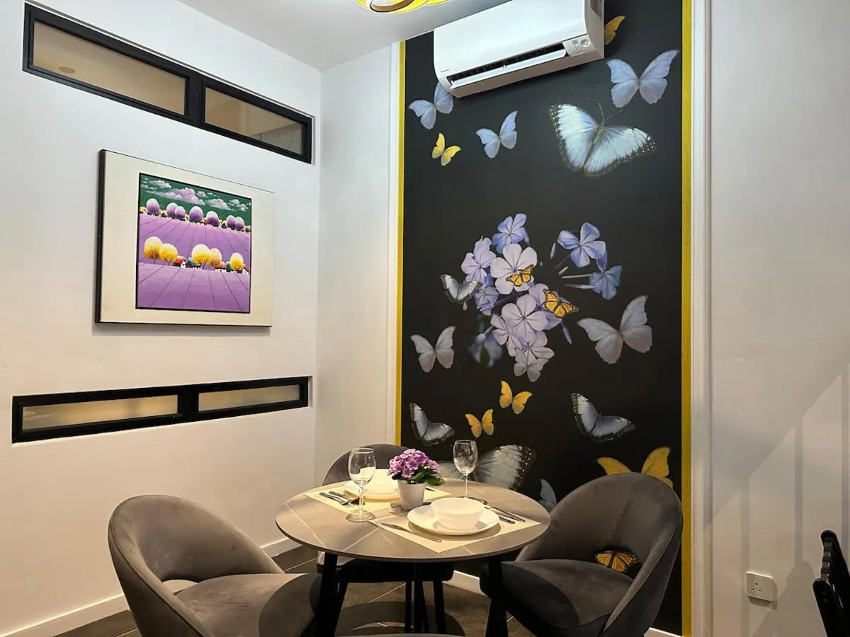 Dining area in Scarletz Suites KLCC Studio