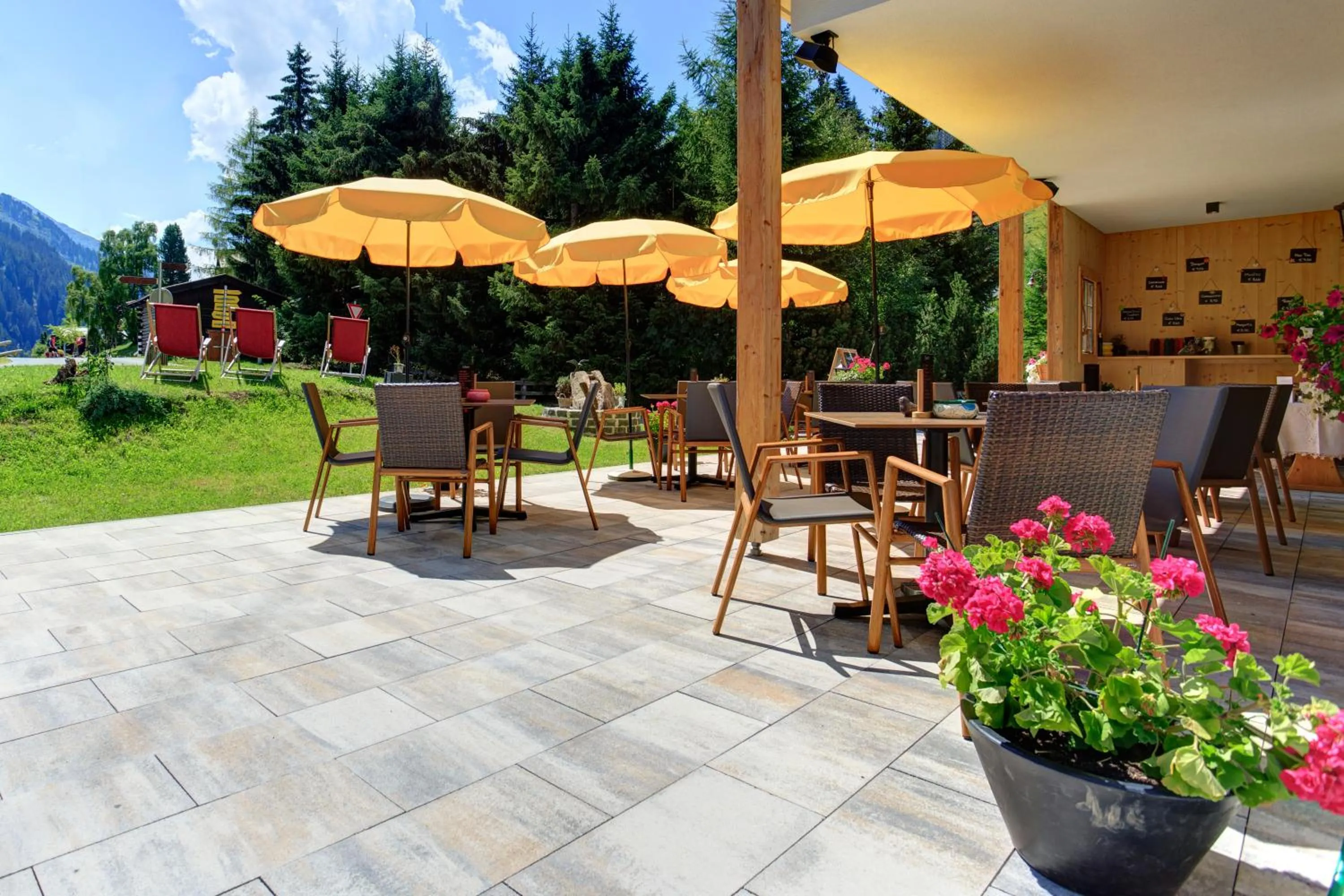 Restaurant/places to eat in Kösslerhof