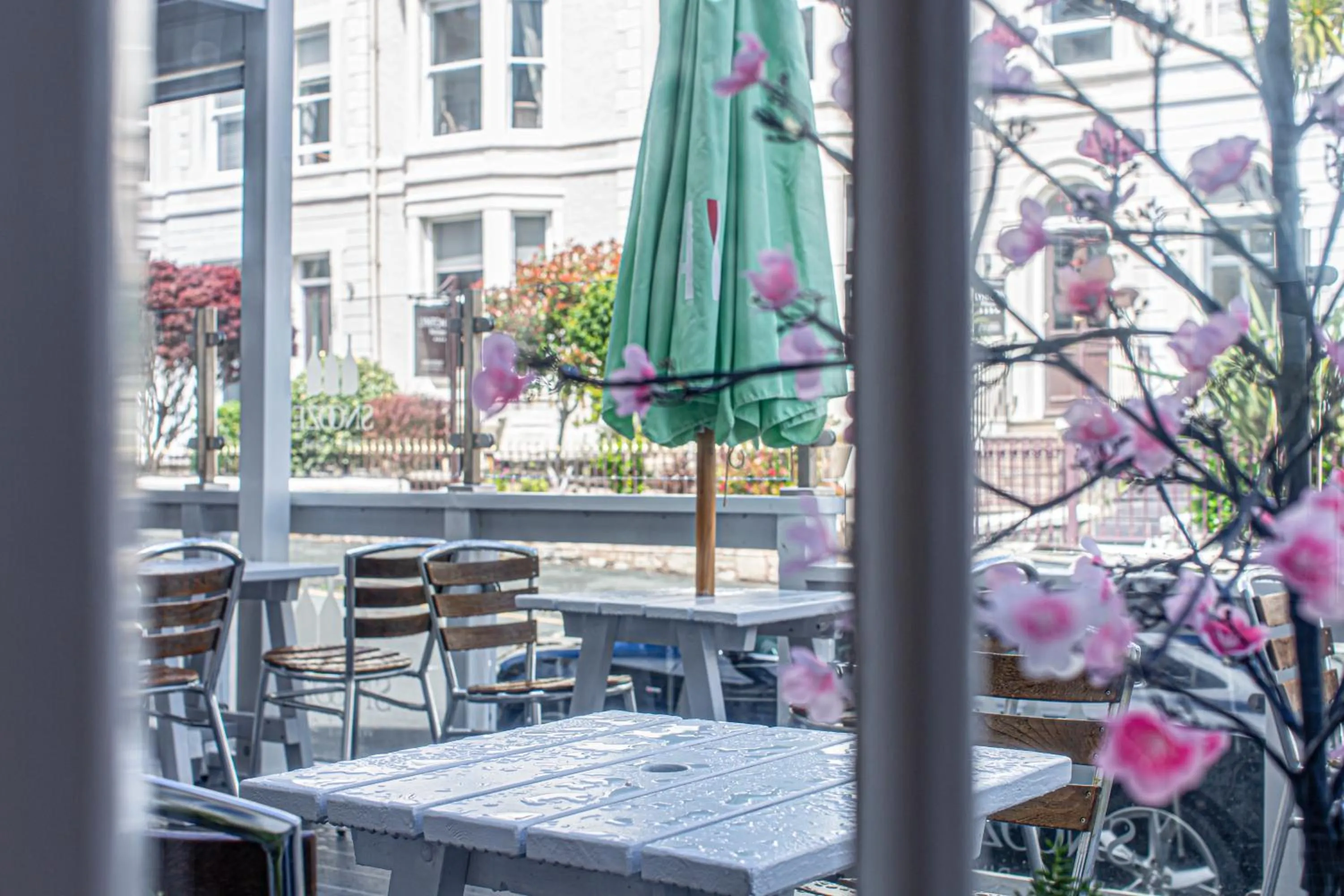 Property building in Snooze