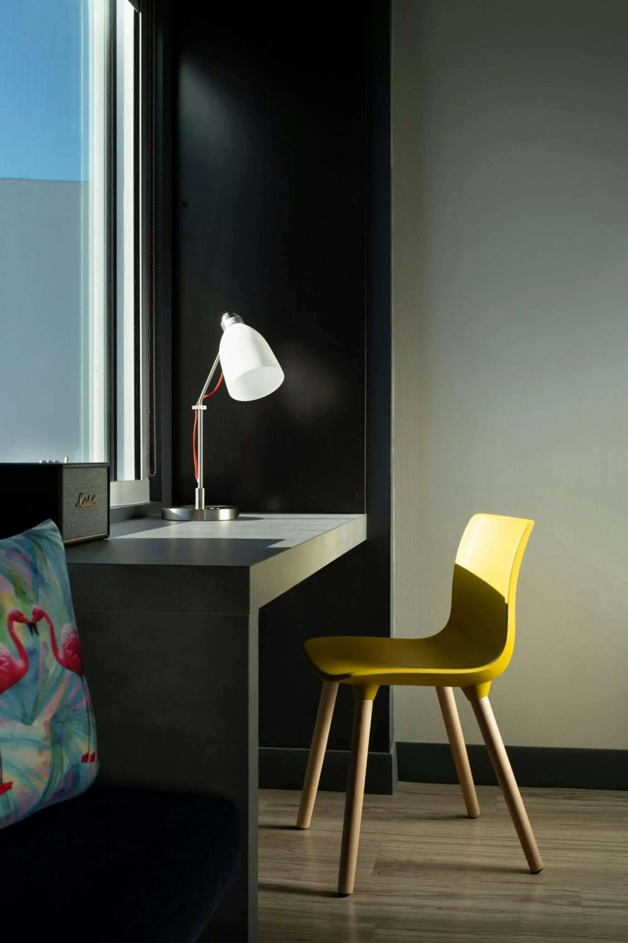 Photo of the whole room in Aloft Sarasota