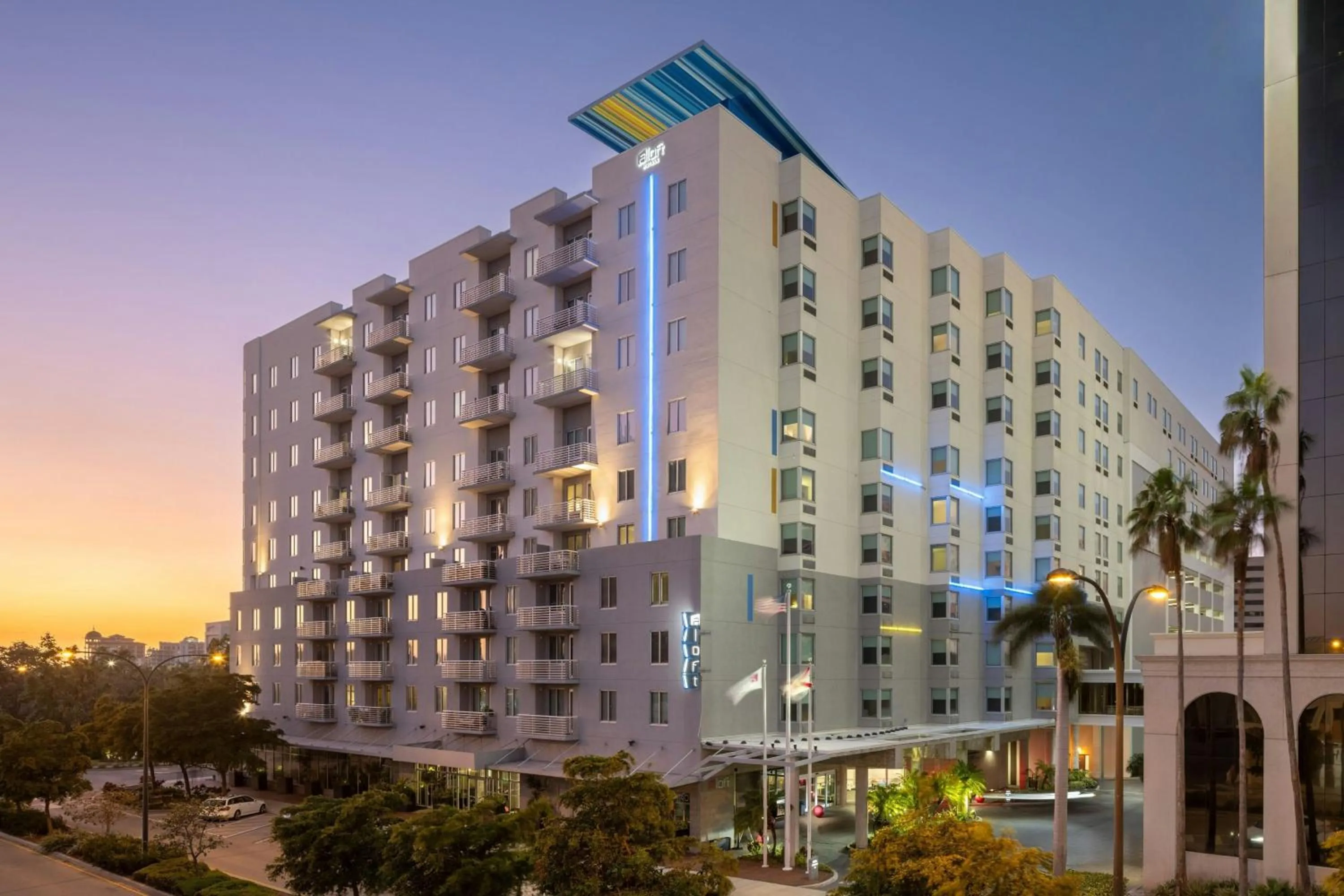 Property building in Aloft Sarasota
