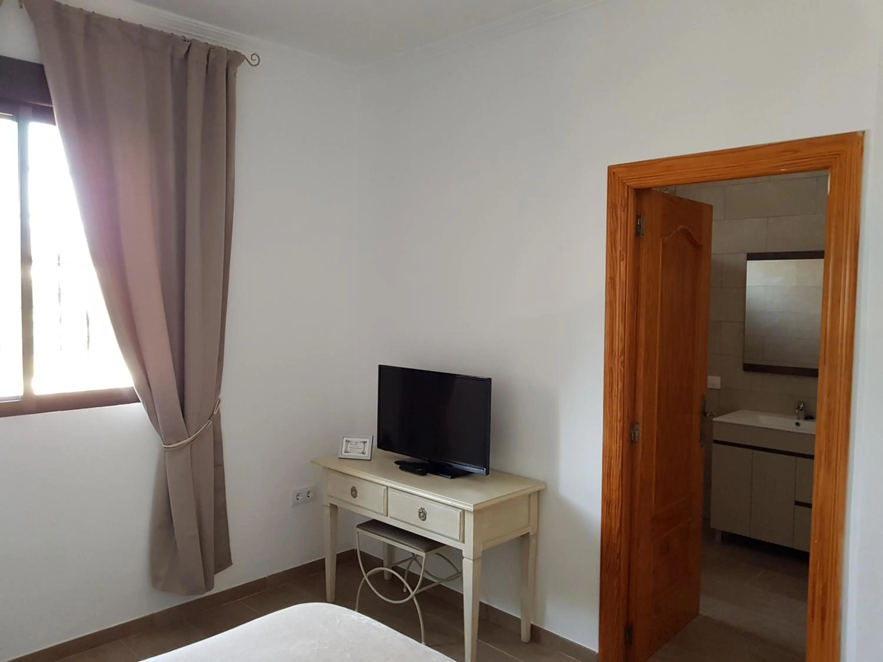 Bedroom, Bed in El Manantial B&B