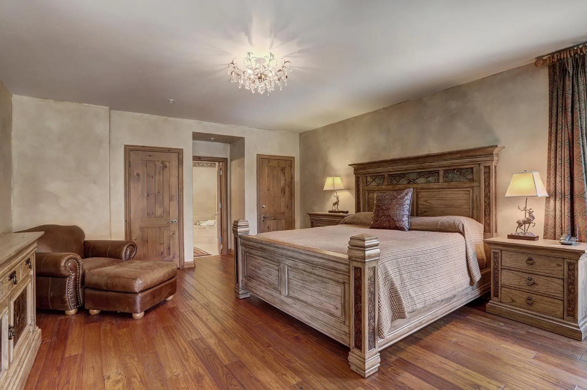 Bedroom, Bed in Elkhorn Lodge