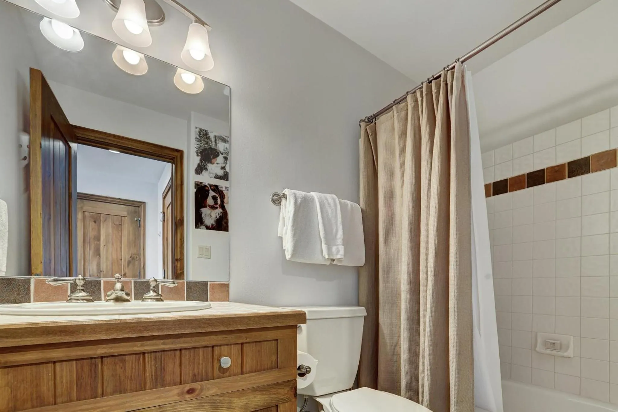 Bathroom in Elkhorn Lodge, A Vail Resorts Property