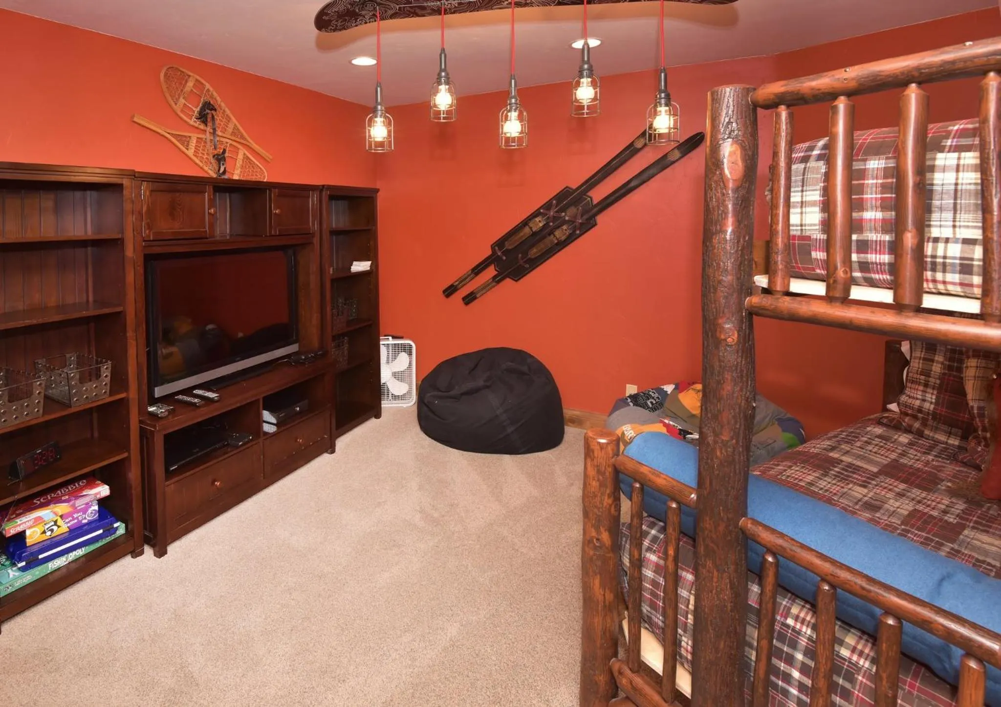 Bedroom in Elkhorn Lodge