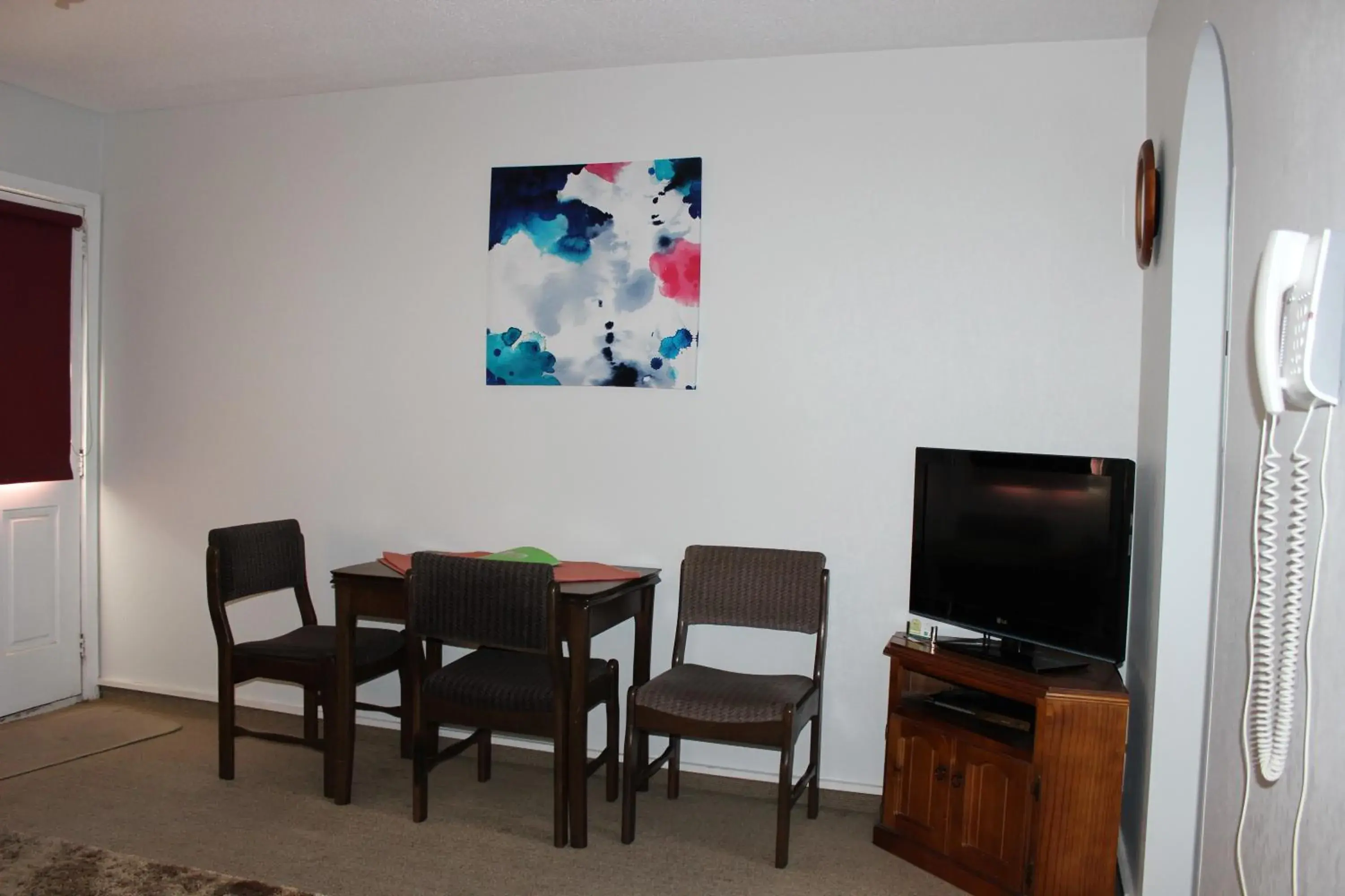 Two-Bedroom Suite in Earnslaw Motel Two-Bedroom Suite in Earnslaw Motel