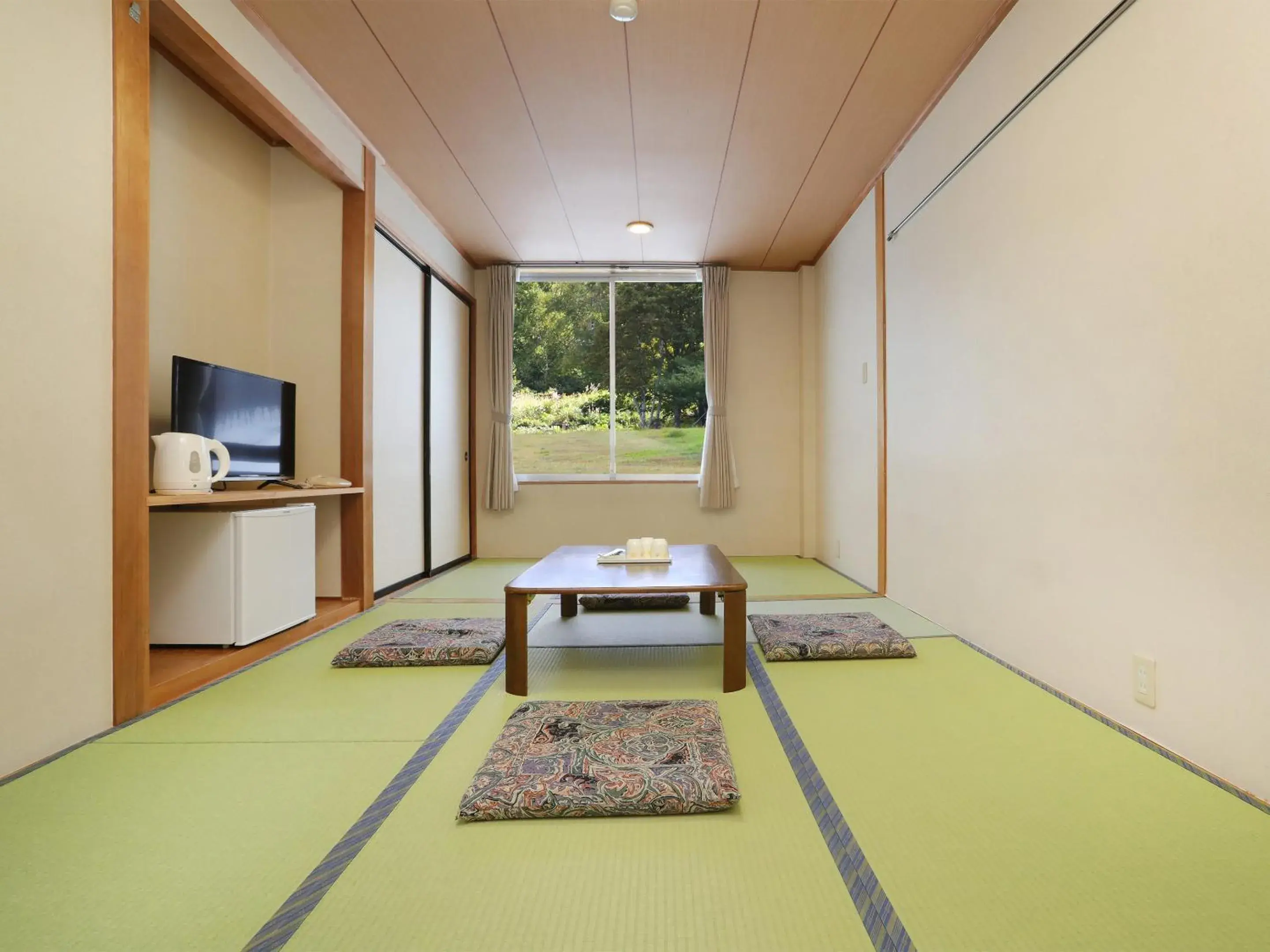Japanese-Style Room with Shared Bathroom in Ryuo Park Hotel Japanese-Style Room with Shared Bathroom in Ryuo Park Hotel
