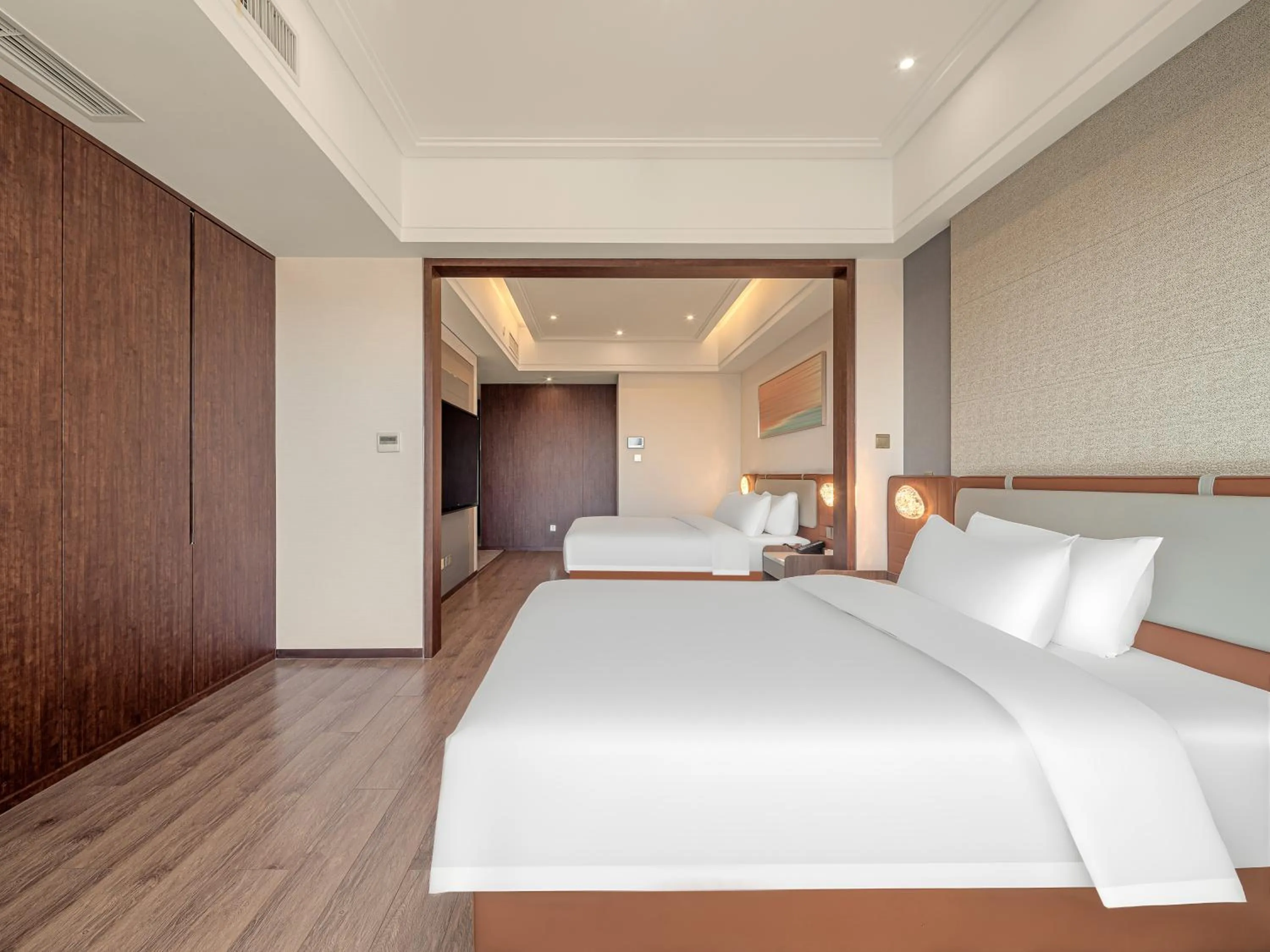 Bed in Dalian Zhongshan Square Seaview Meilun Hotel